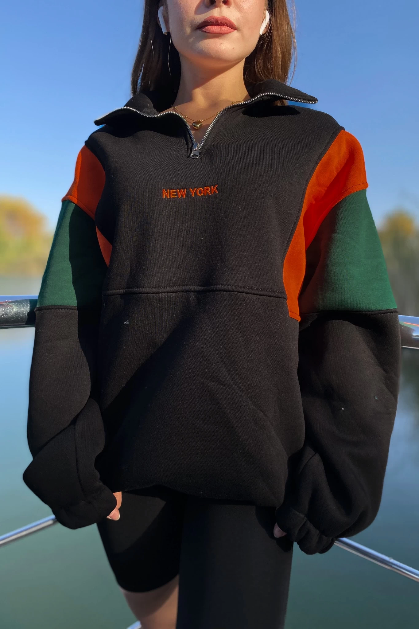 New York Nakışlı Parçalı Unisex Sweatshirt Siyah