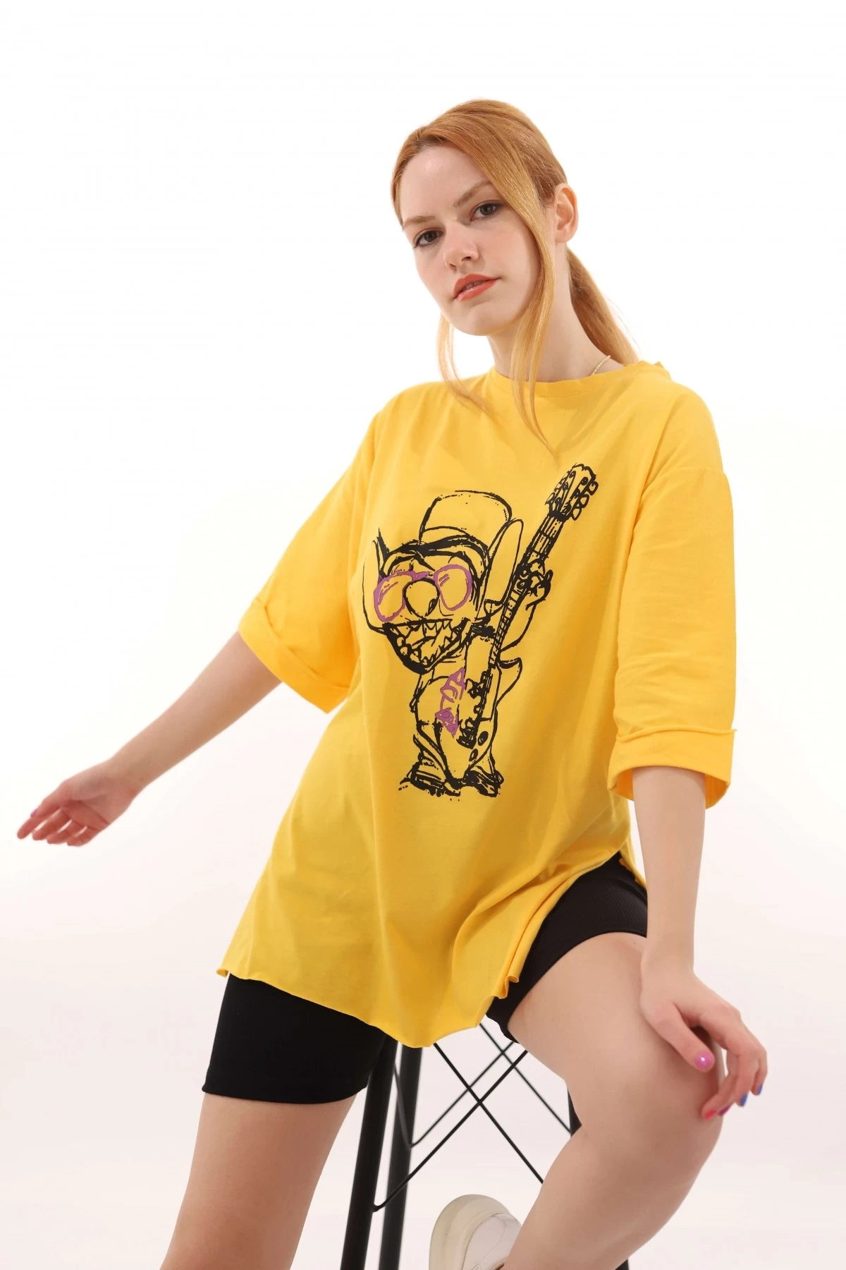 Sarı Guitar Comic Unisex Tshirt
