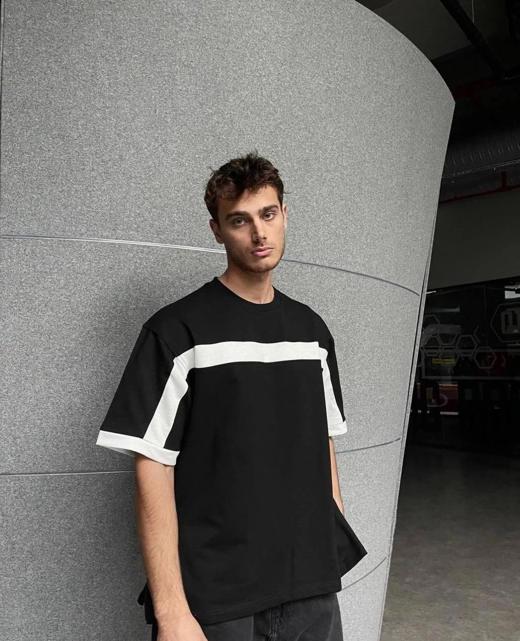 Siyah Yanı Fermuarlı Parçalı Unisex Tshirt