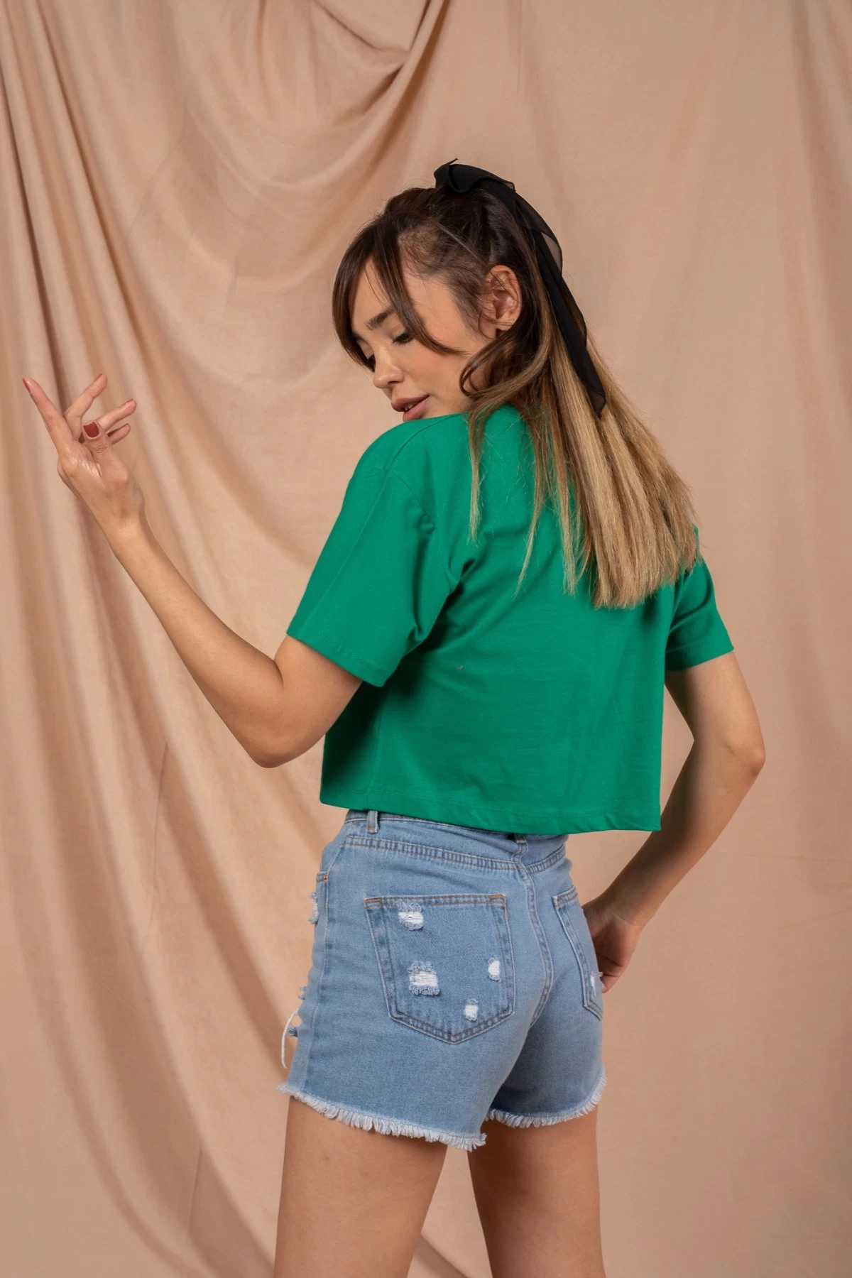 Yeşil İskelet Nakış Crop Tshirt