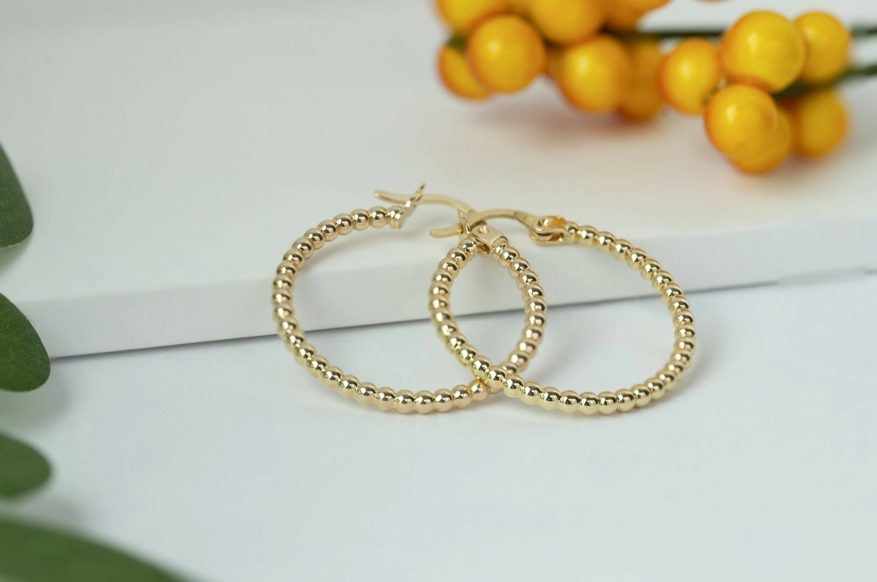 2.4 Cm Çaplı Halka 8 Ayar Altın Küpe