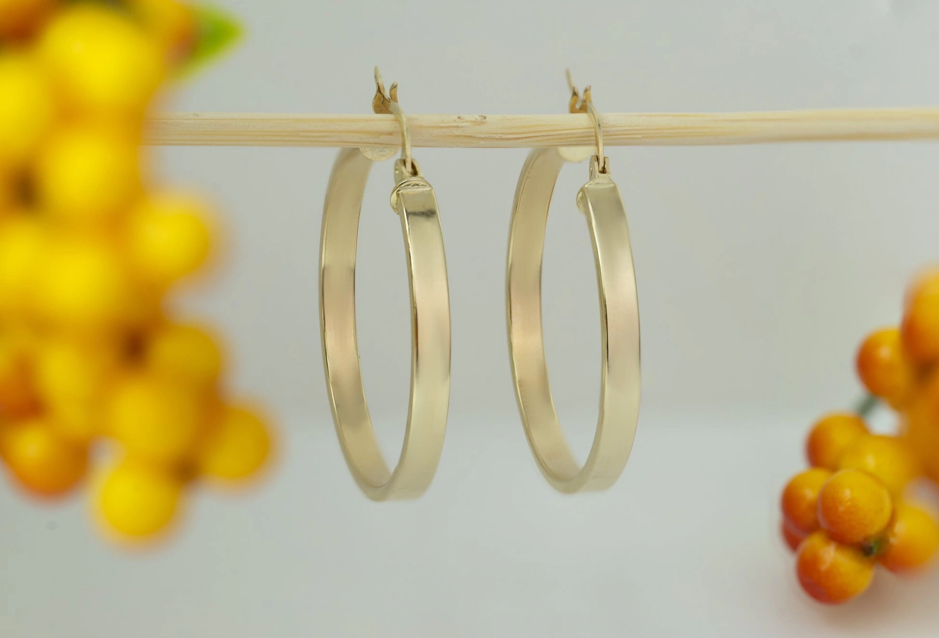 3.3 Cm. Çaplı Halka 14 Ayar Altın Küpe