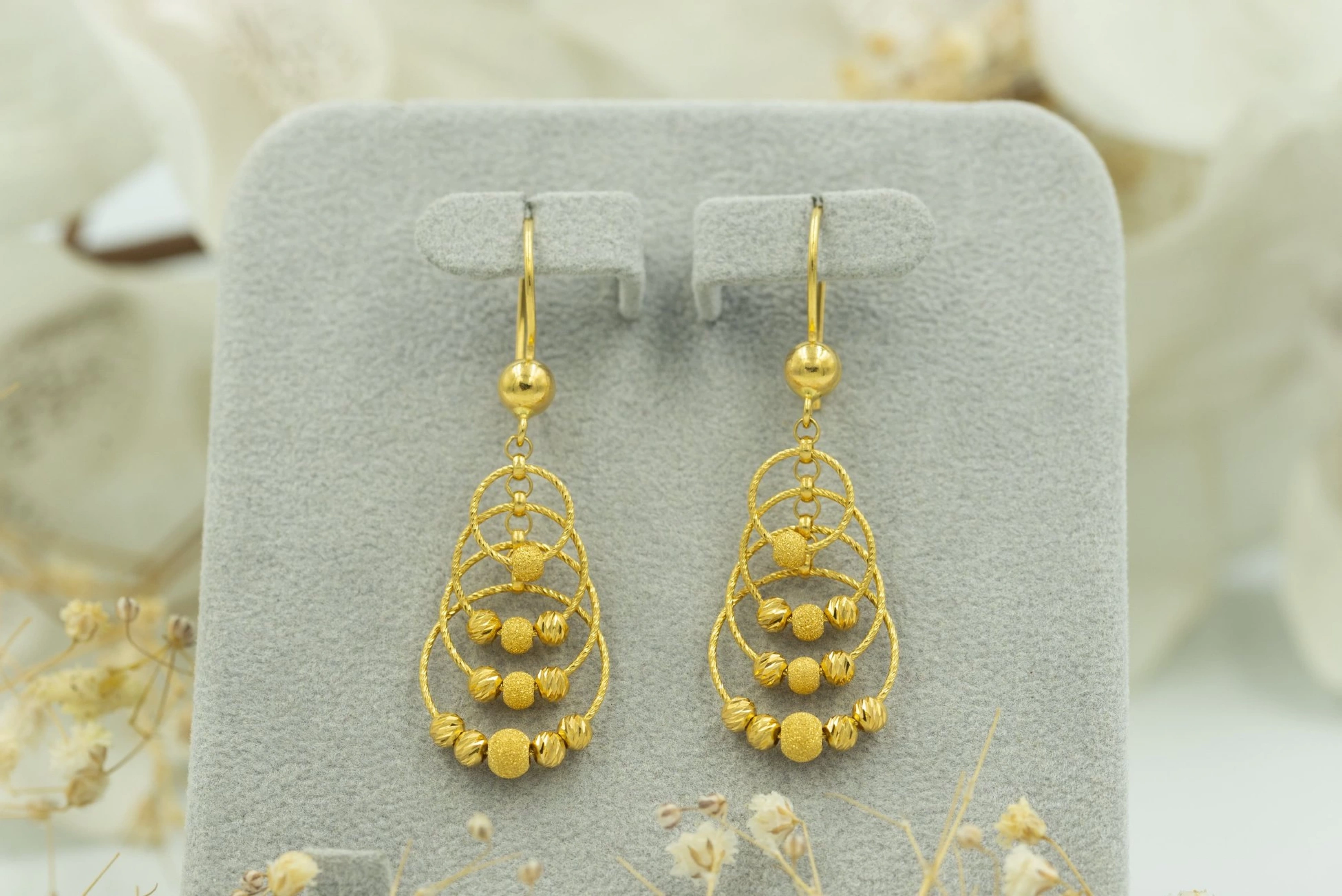 Dorika Toplu Yuvarlak Model 22 Ayar Altın Küpe