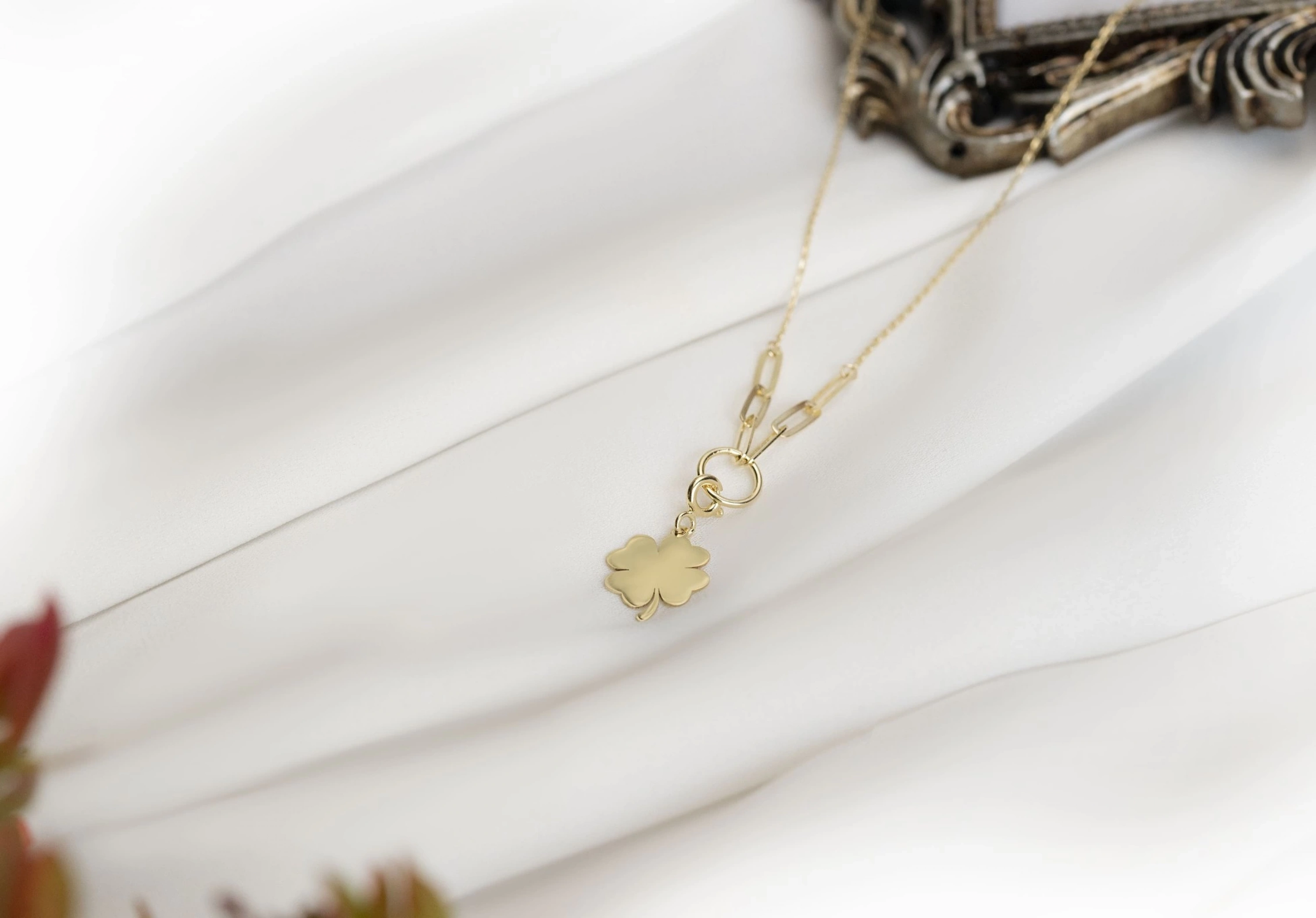 Dört Yapraklı Yonca 14 Ayar Altın Kolye