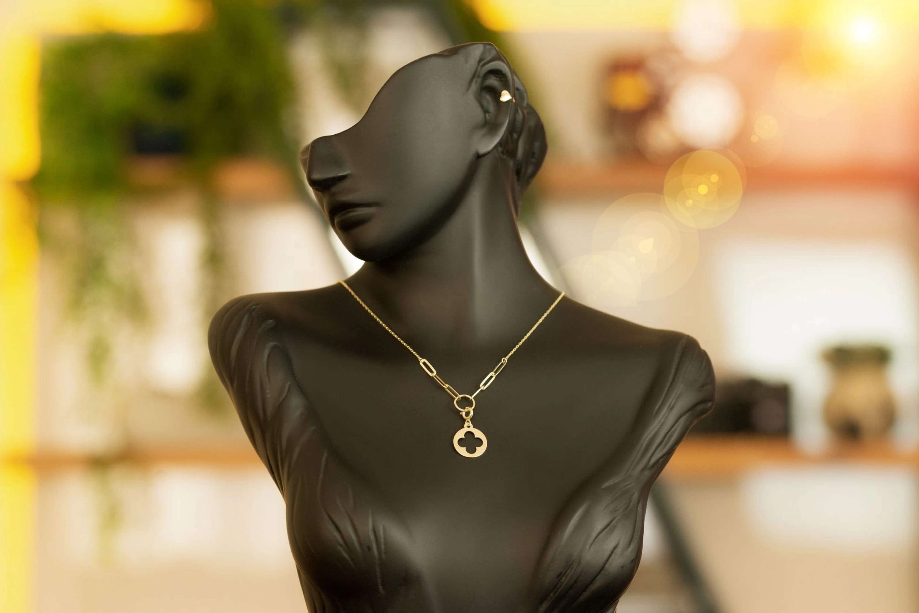 Dört Yapraklı Yonca 14 Ayar Altın Kolye