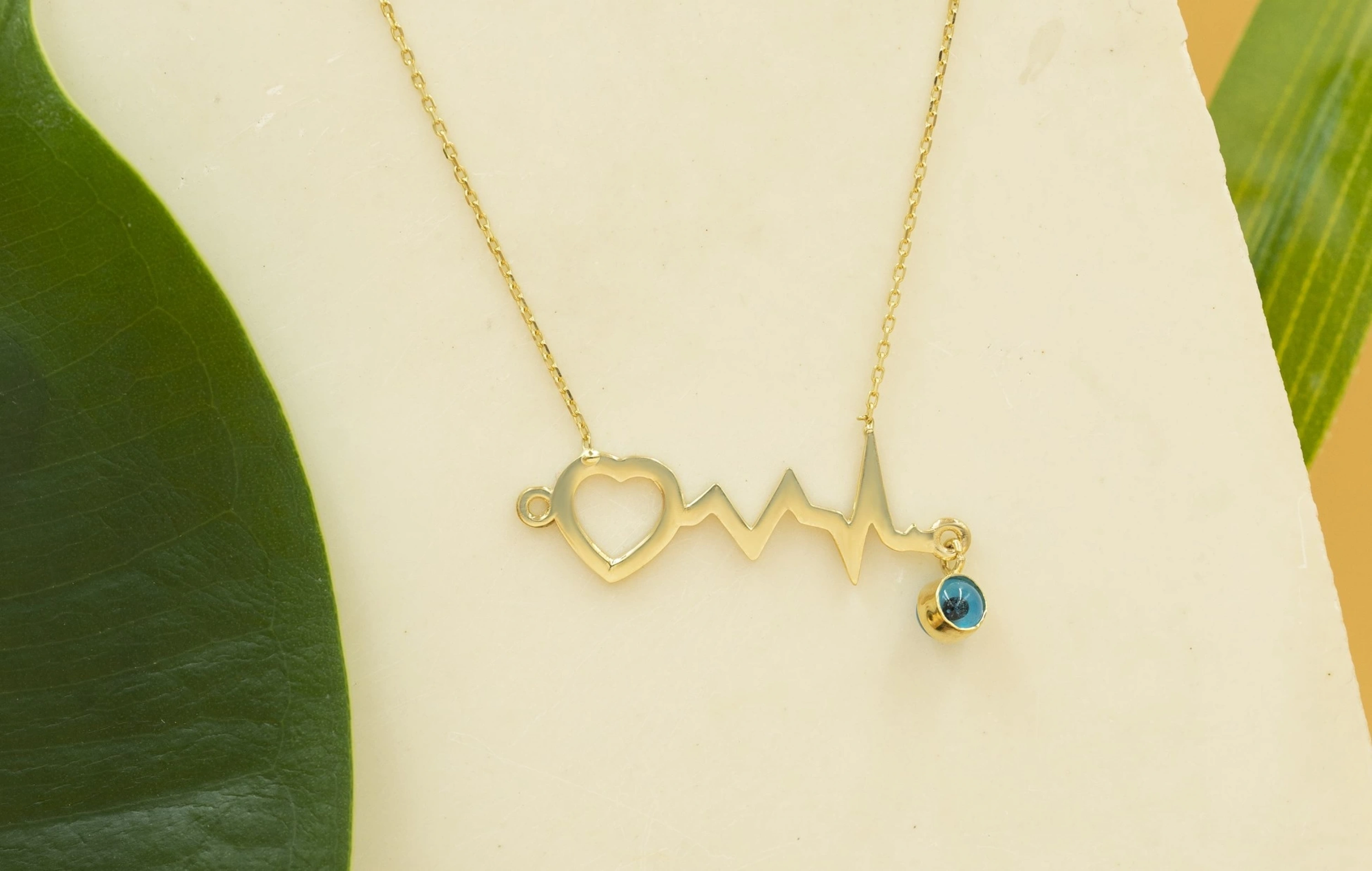 Kalp Ritimli 14 Ayar Altın Kolye