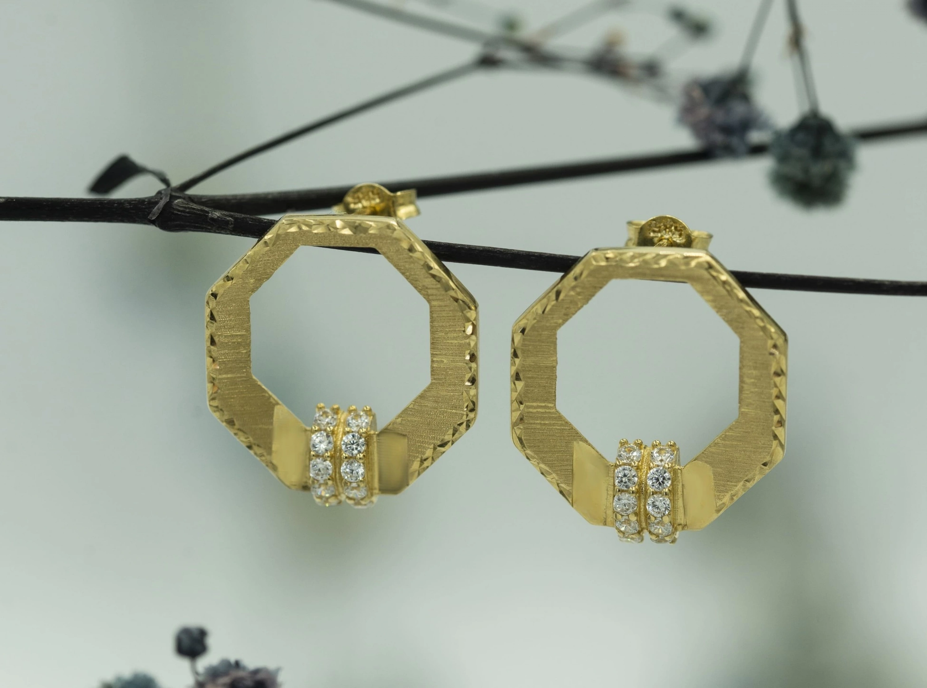 Sekizgen 14 Ayar Altın Küpe