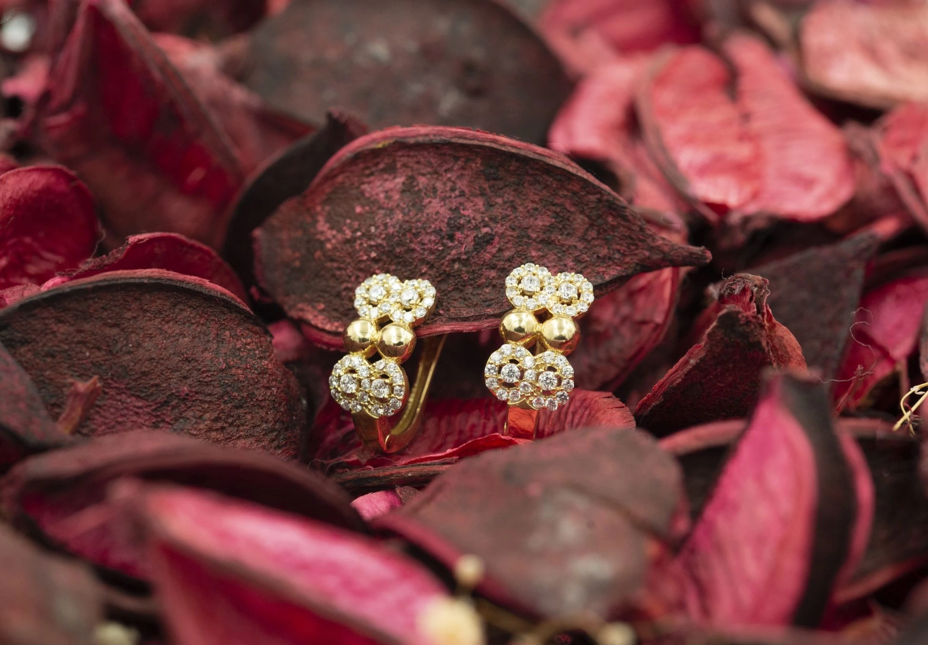 Çift Sonsuzluk Taşlı 8 Ayar Altın Küpe