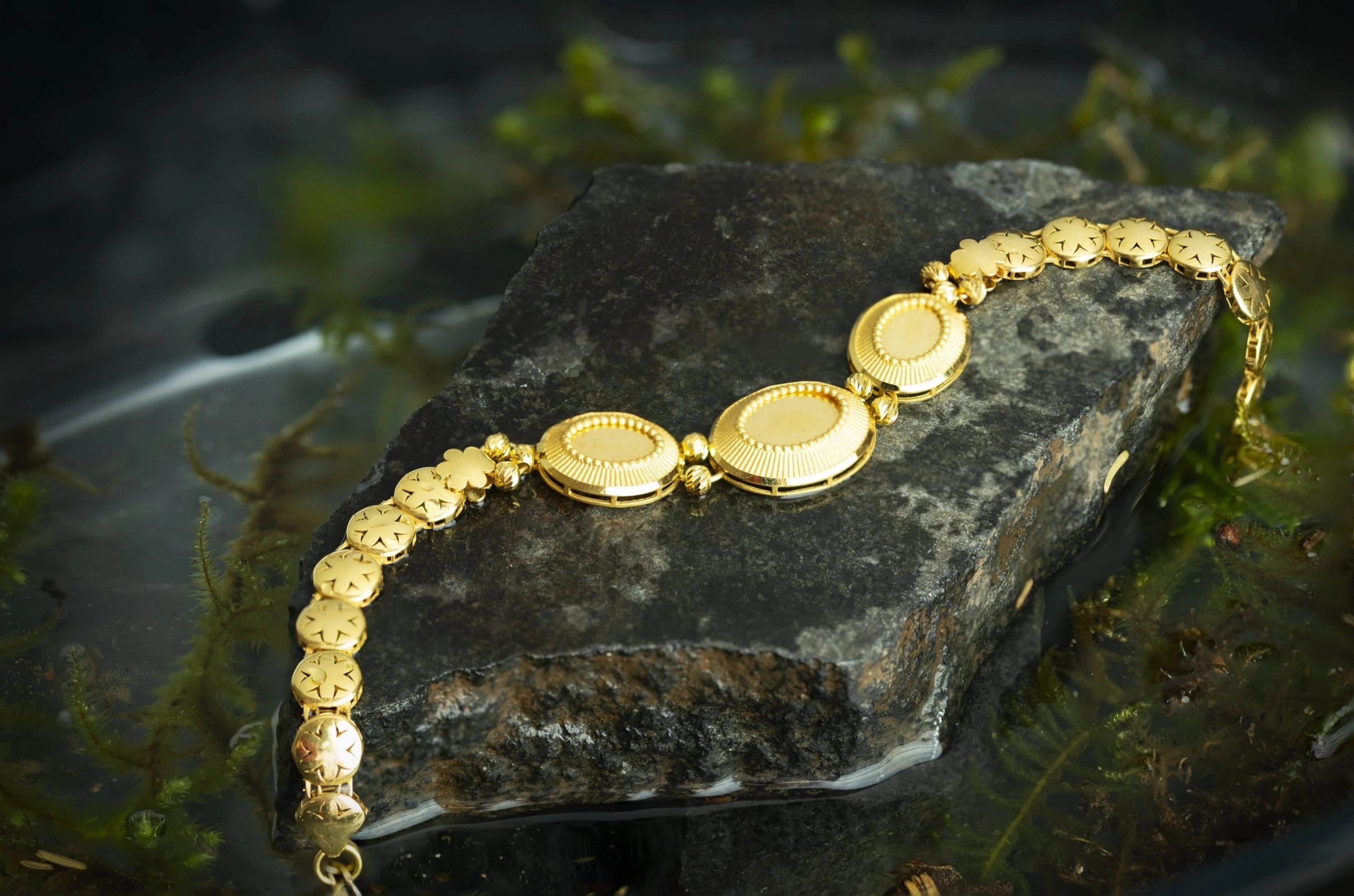 Taşsız Pres Model 22 Ayar Altın Bileklik