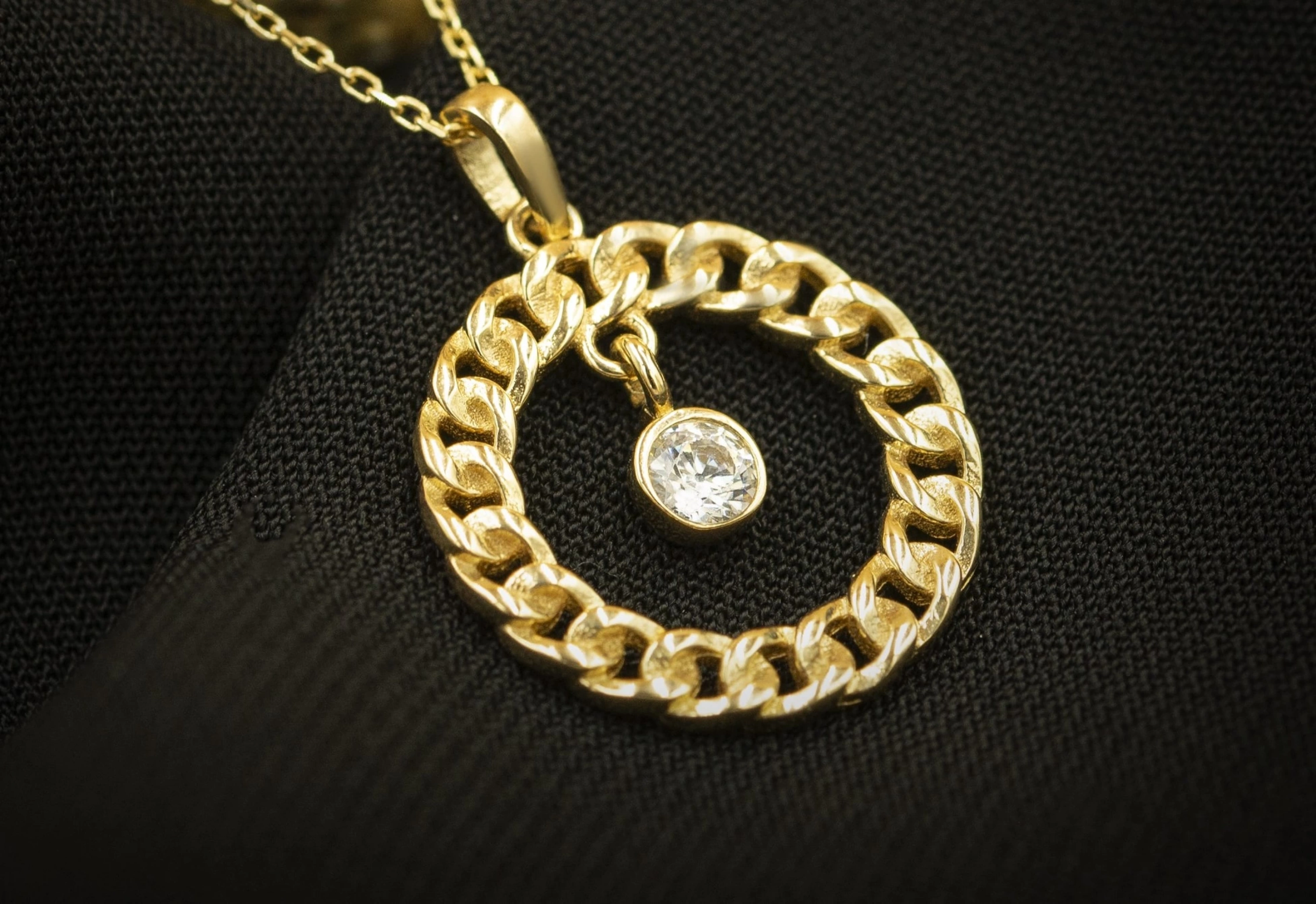 Tektaş Halka Model 8 Ayar Altın Kolye