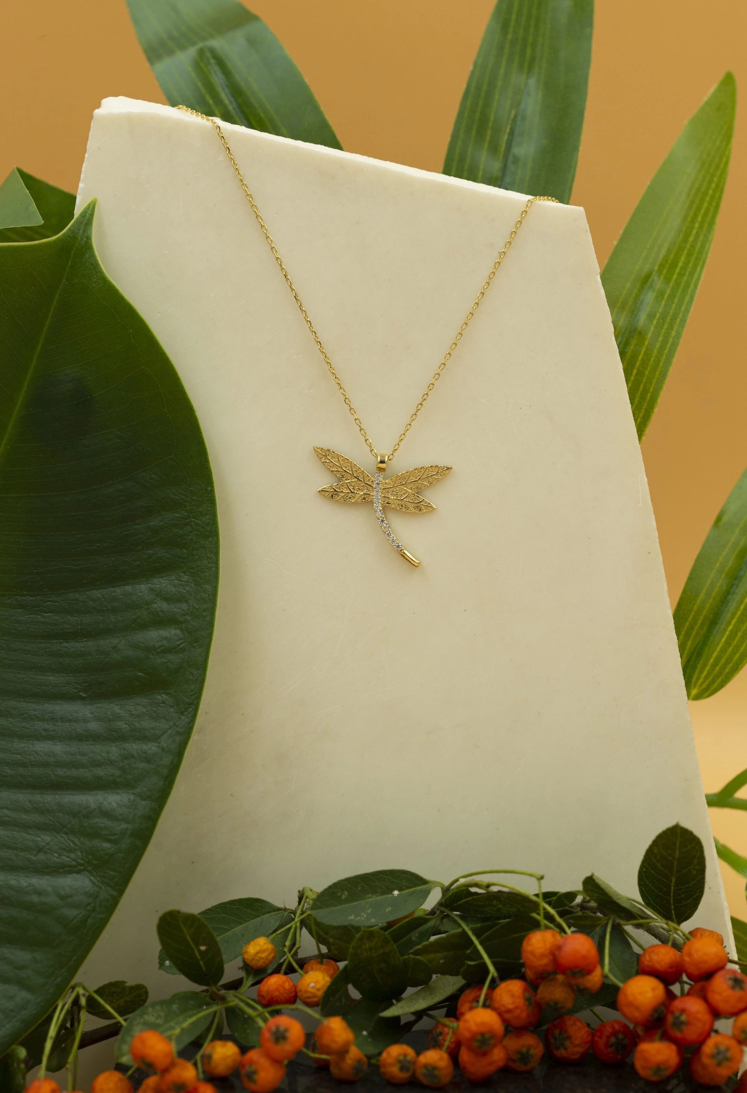 Yusufçuk Model 14 Ayar Altın Kolye