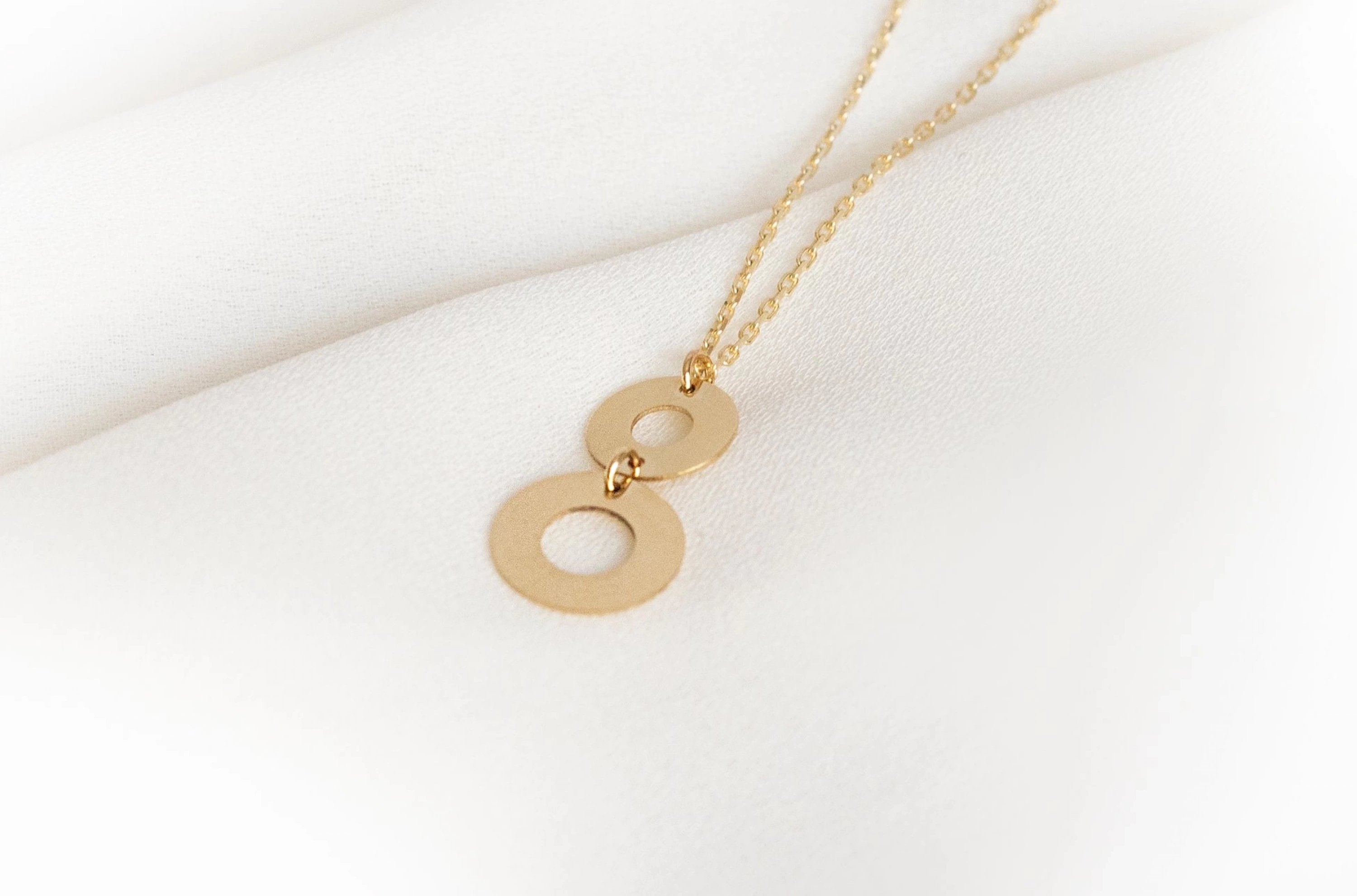 Yuvarlak Model 14 Ayar Altın Kolye