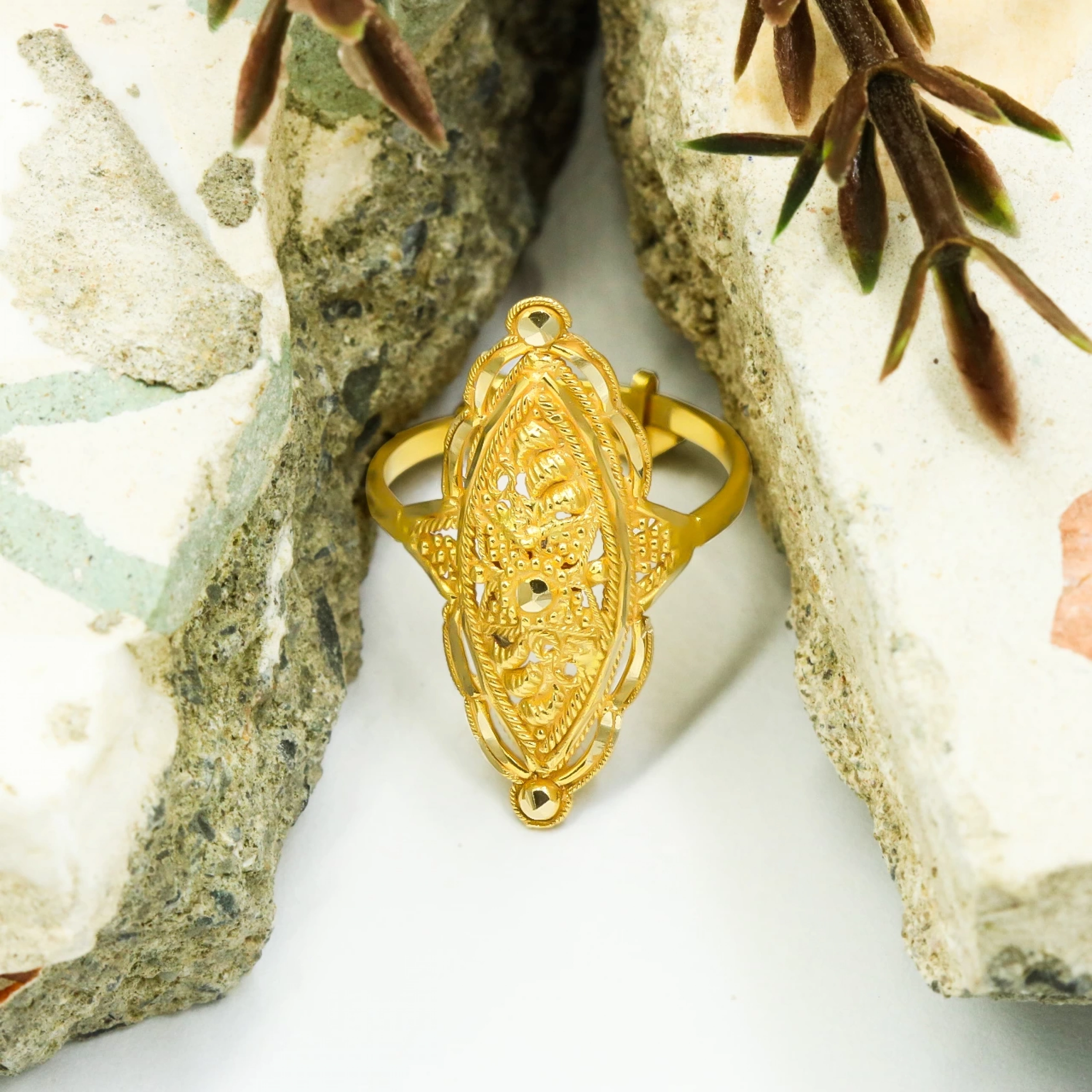 14 Ayar Altın Hint Yüzük