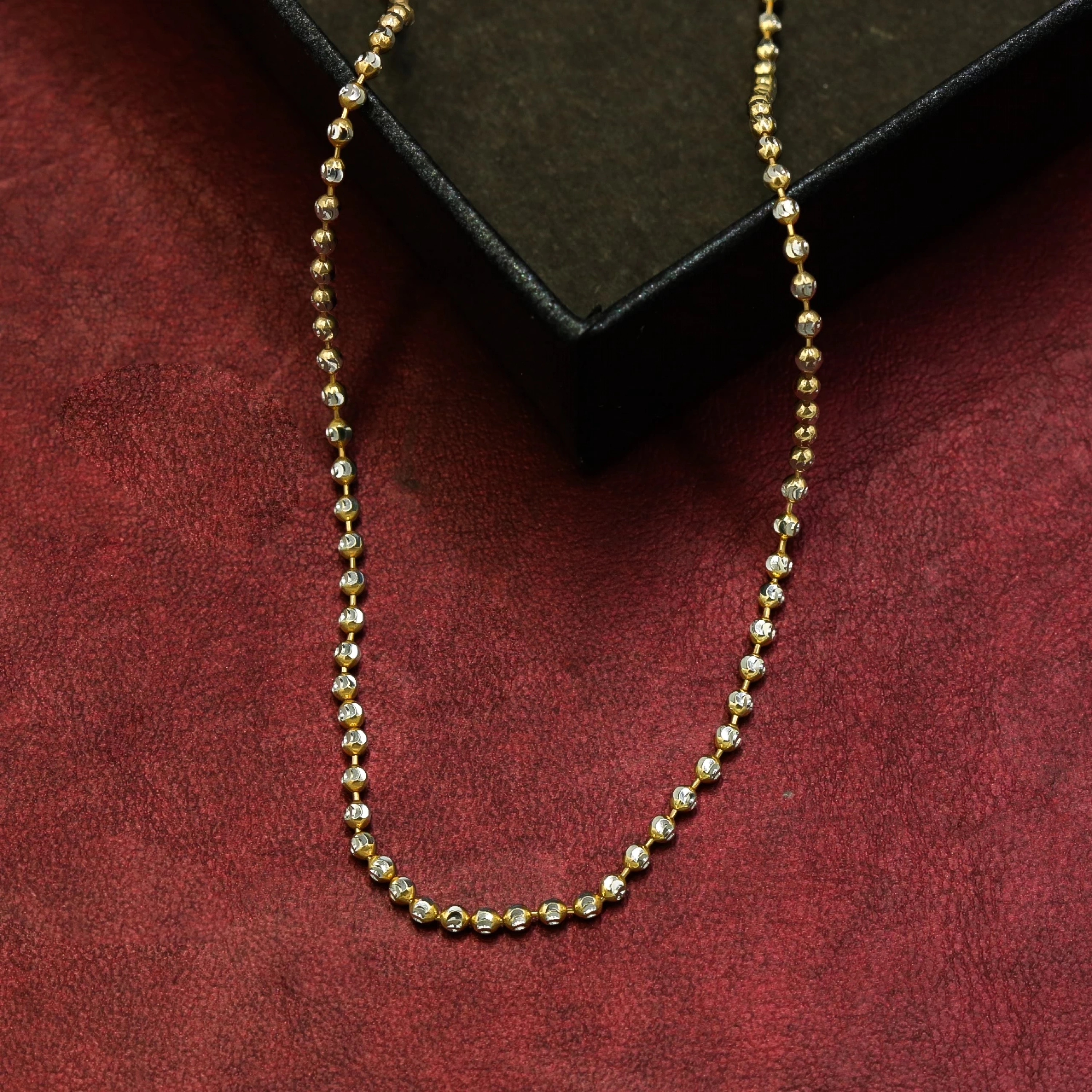 Parlak Toplu 14 Ayar Altın Zincir - 50 Cm