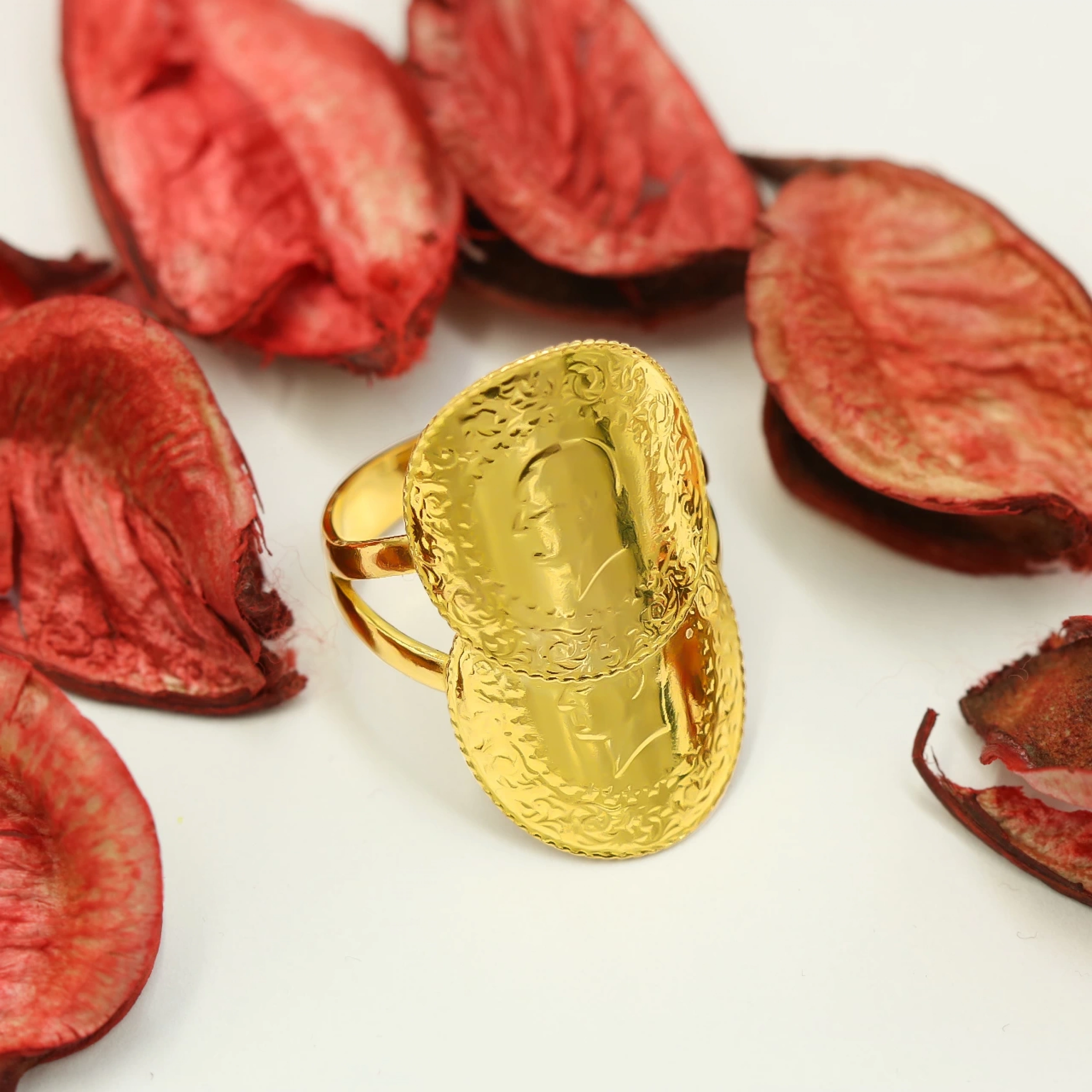 2 Çeyrekli 22 Ayar Altın Yüzük