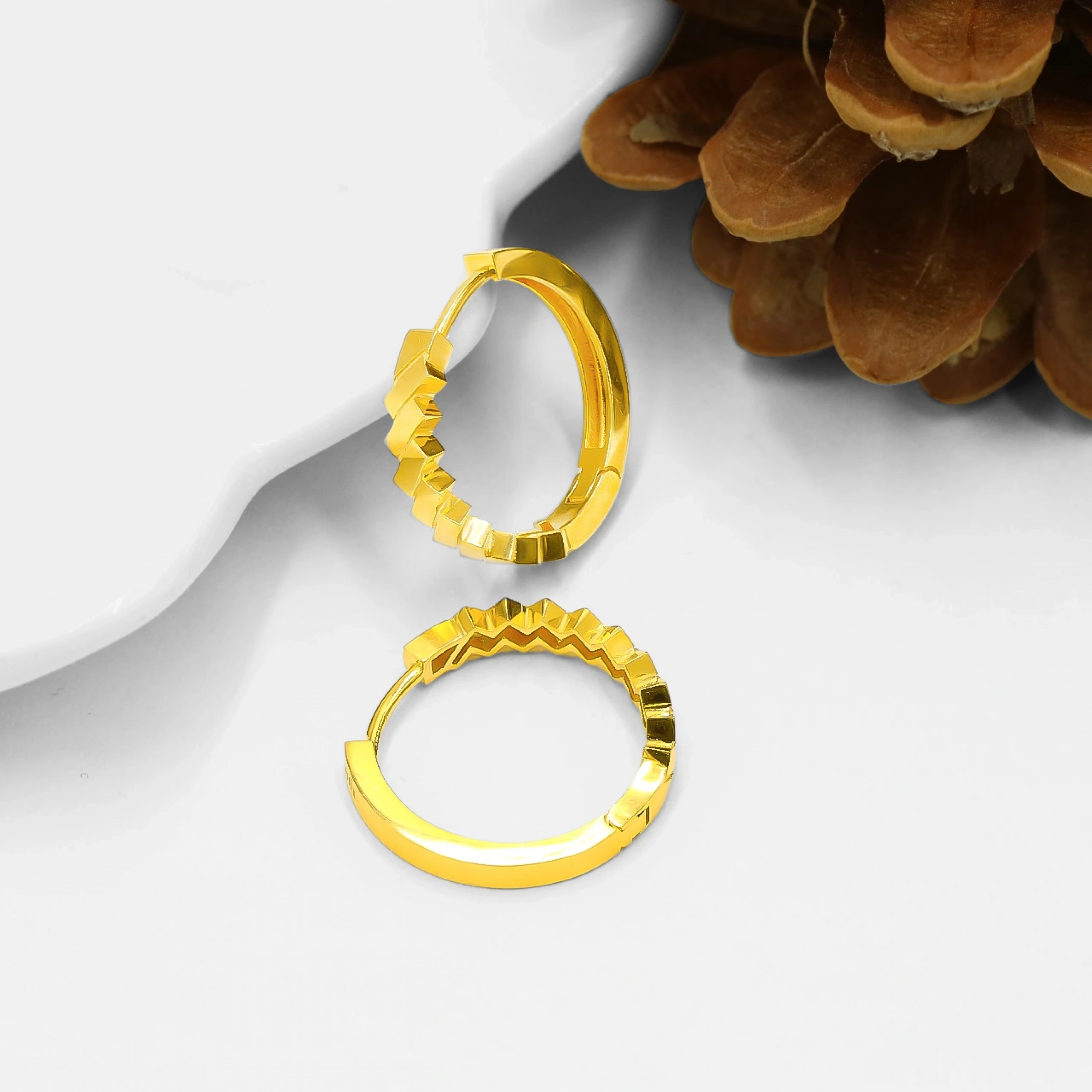 22 Ayar Zig Zag Halka Altın Küpe