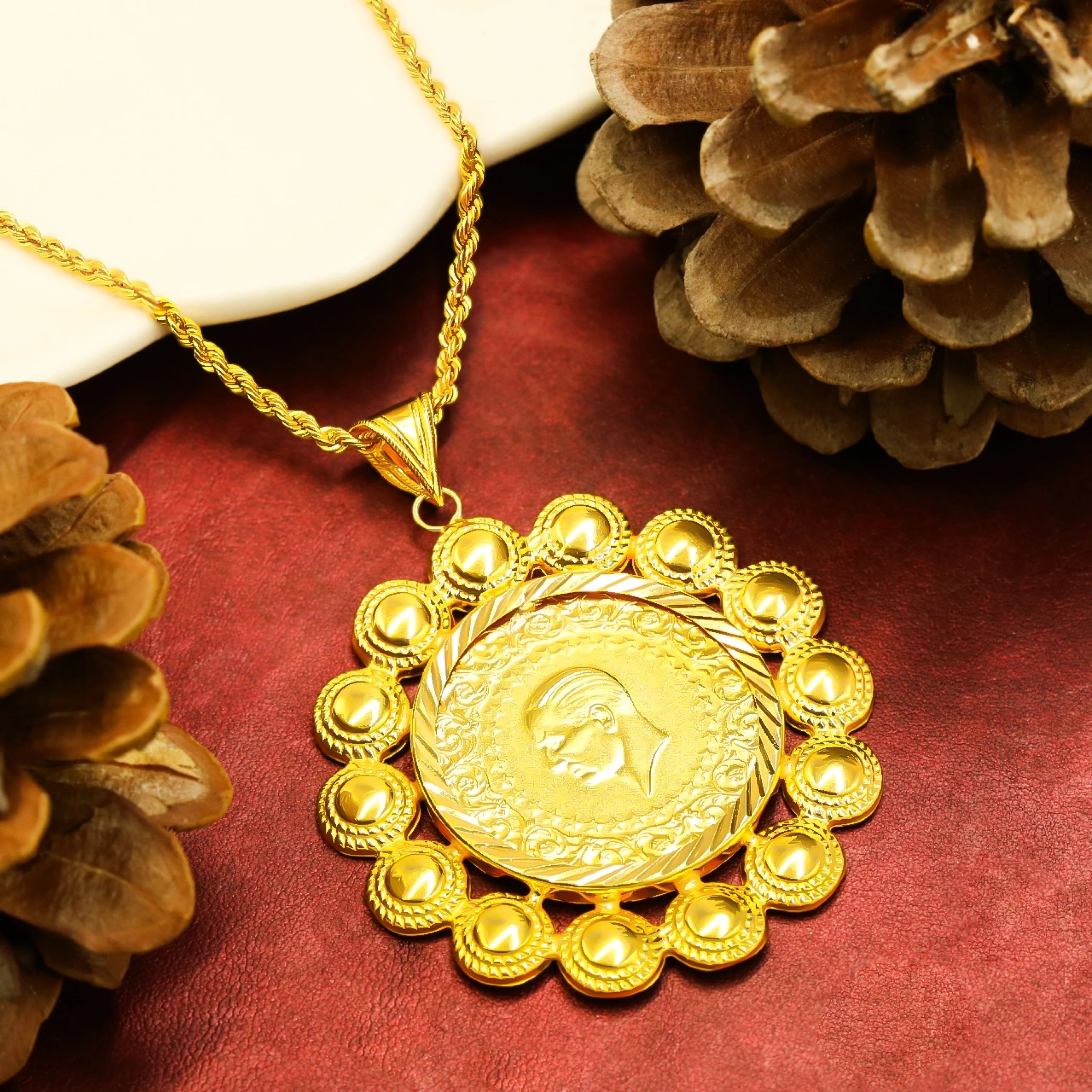 22 Ayar Tam Altın Çerçeve