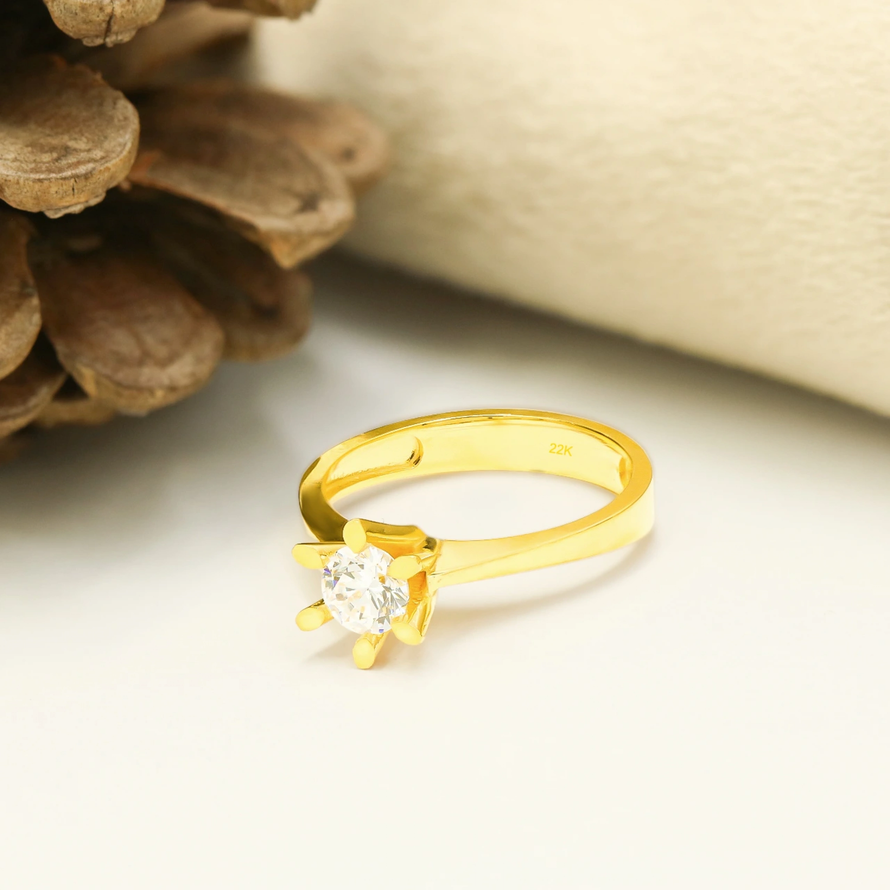 22 Ayar Tektaş Altın Yüzük