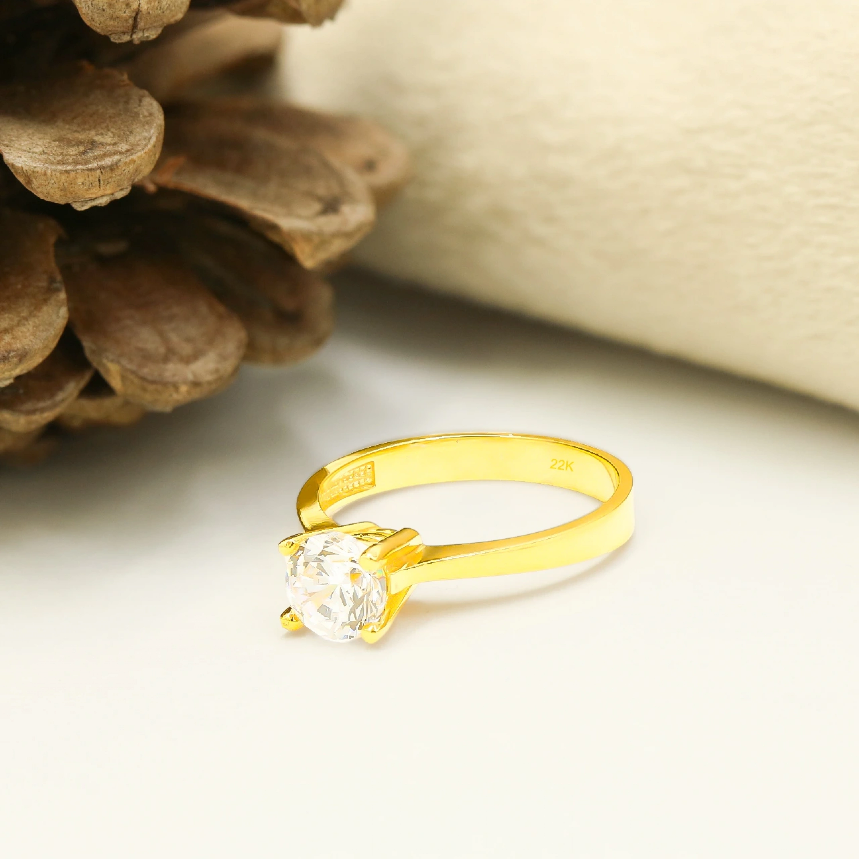 22 Ayar Klasik Tektaş Altın Yüzük