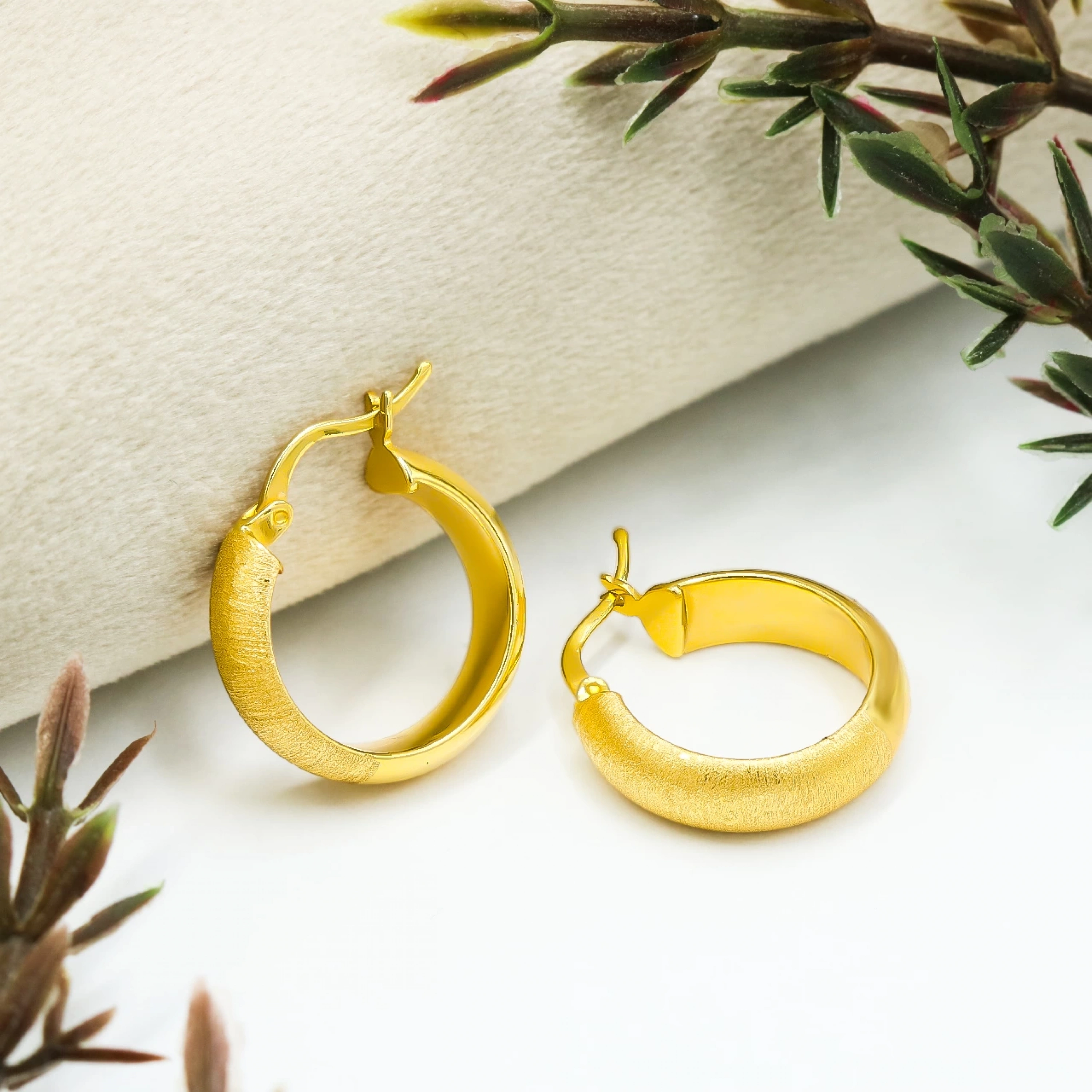 22 Ayar Bombeli Halka Altın Küpe