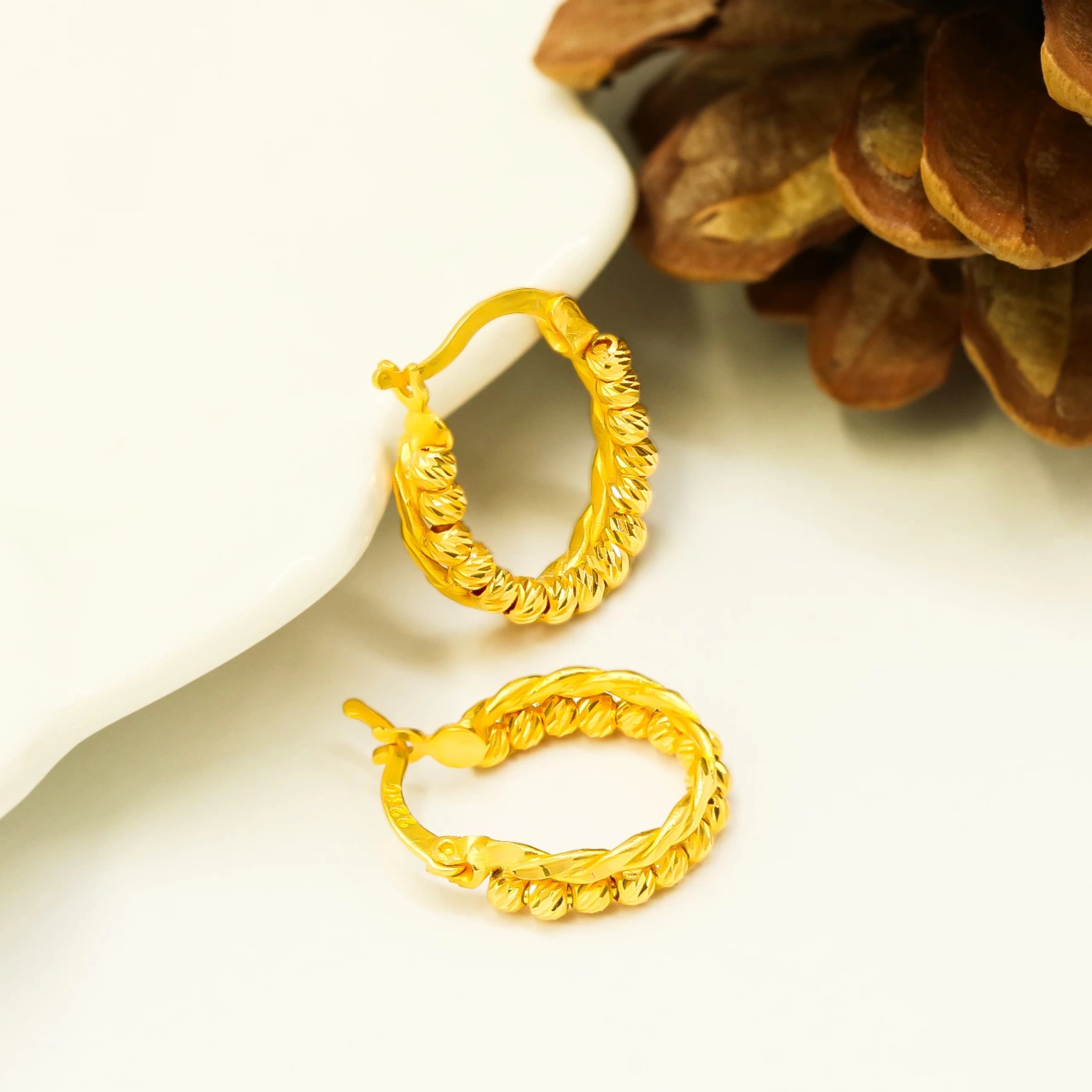 22 Ayar Burma Dorika Halka Altın Küpe