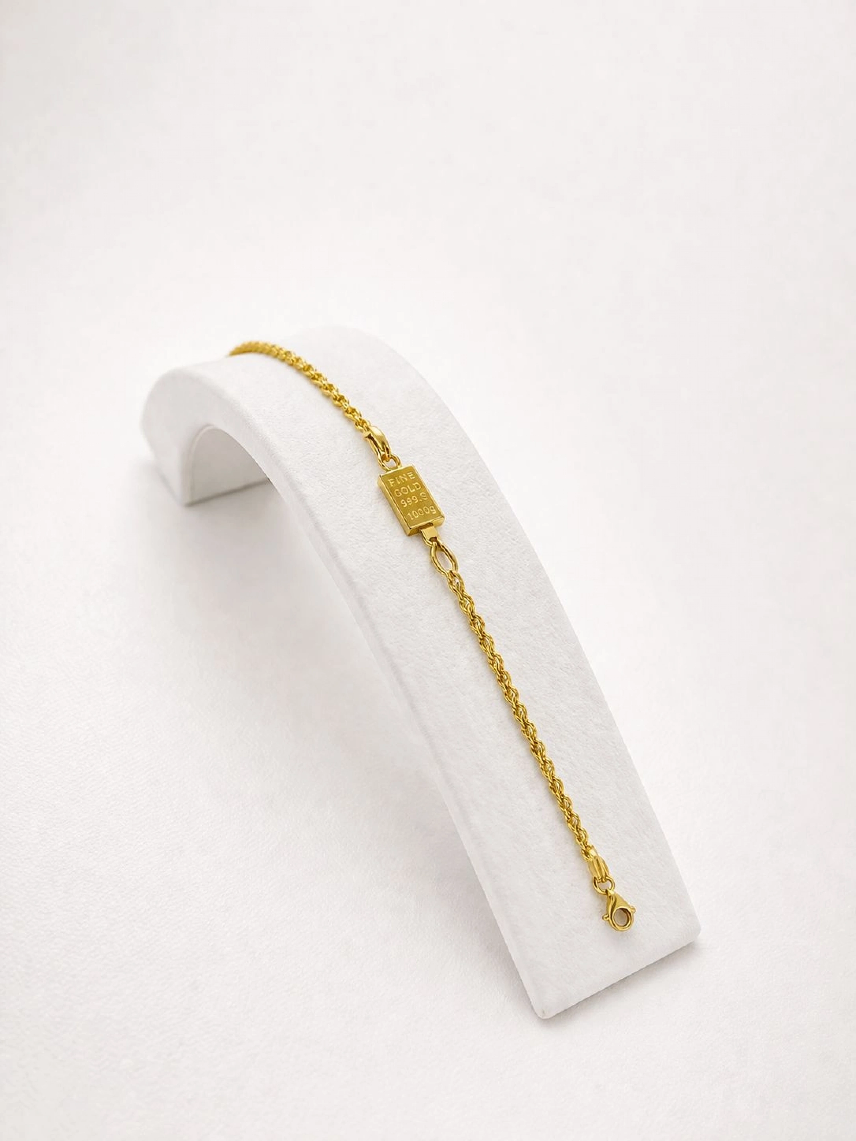 Külçe 14 Ayar Altın Bileklik  (19 cm)