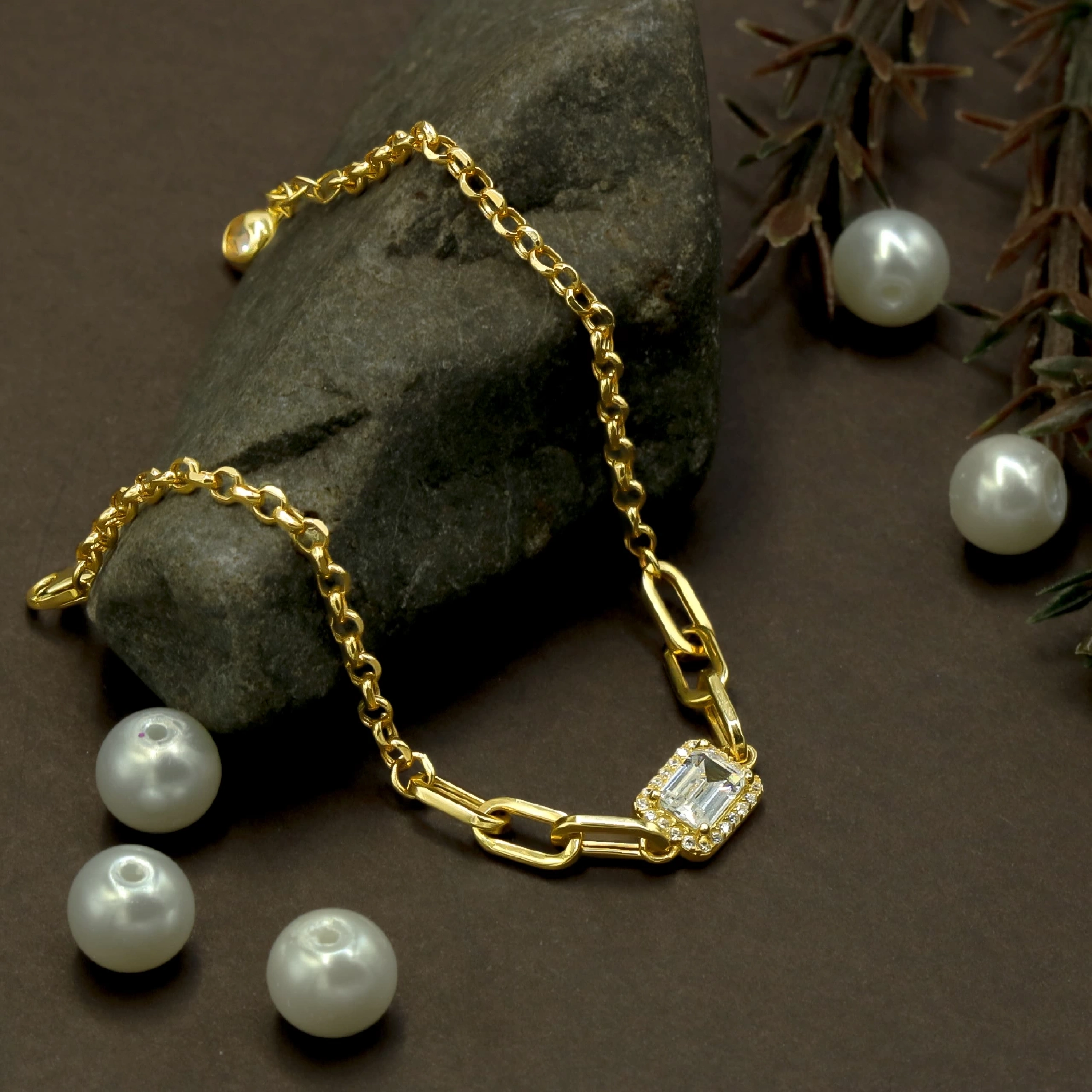 Ataçlı Baget 14 Ayar Altın Bileklik