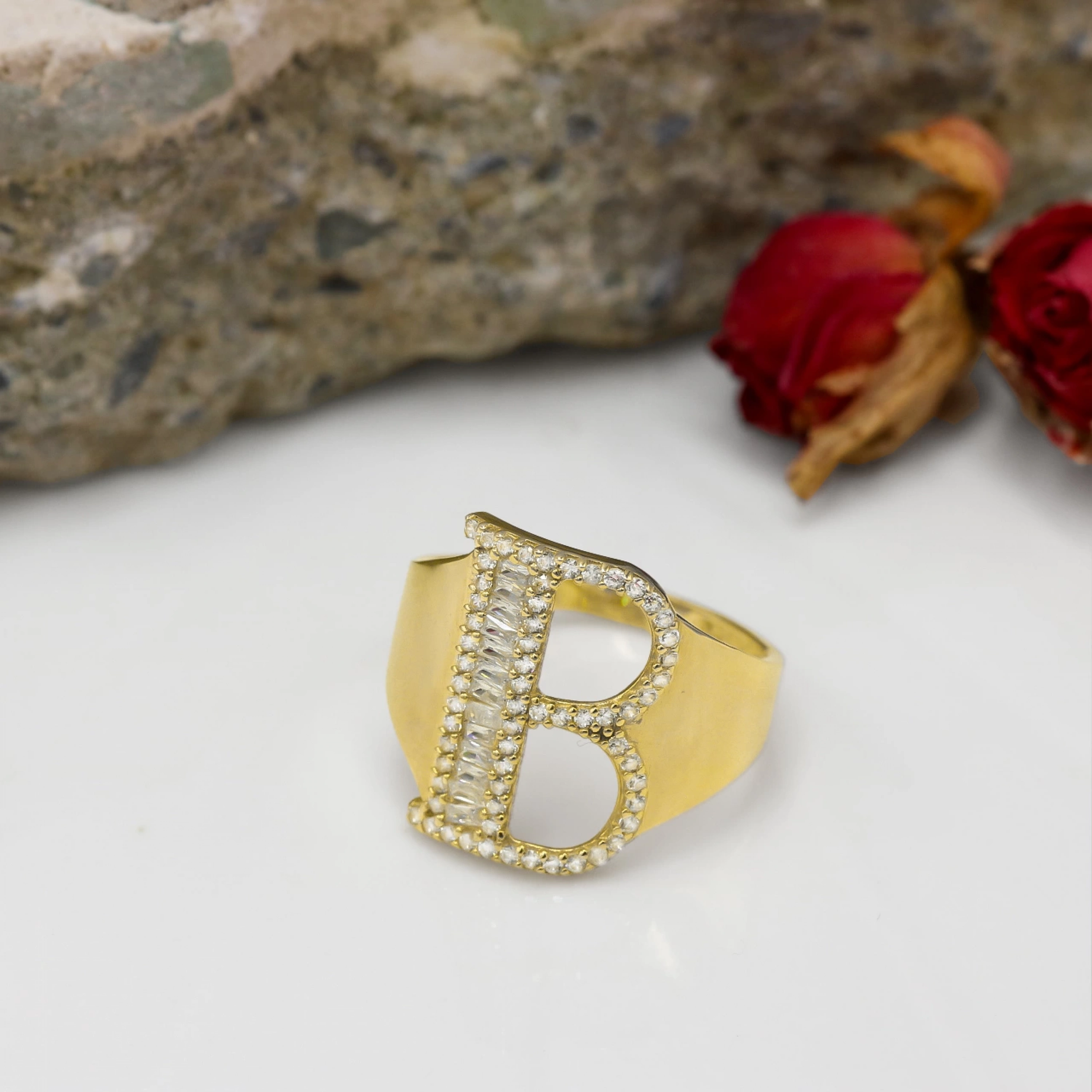 B Harfli 8 Ayar Altın Yüzük