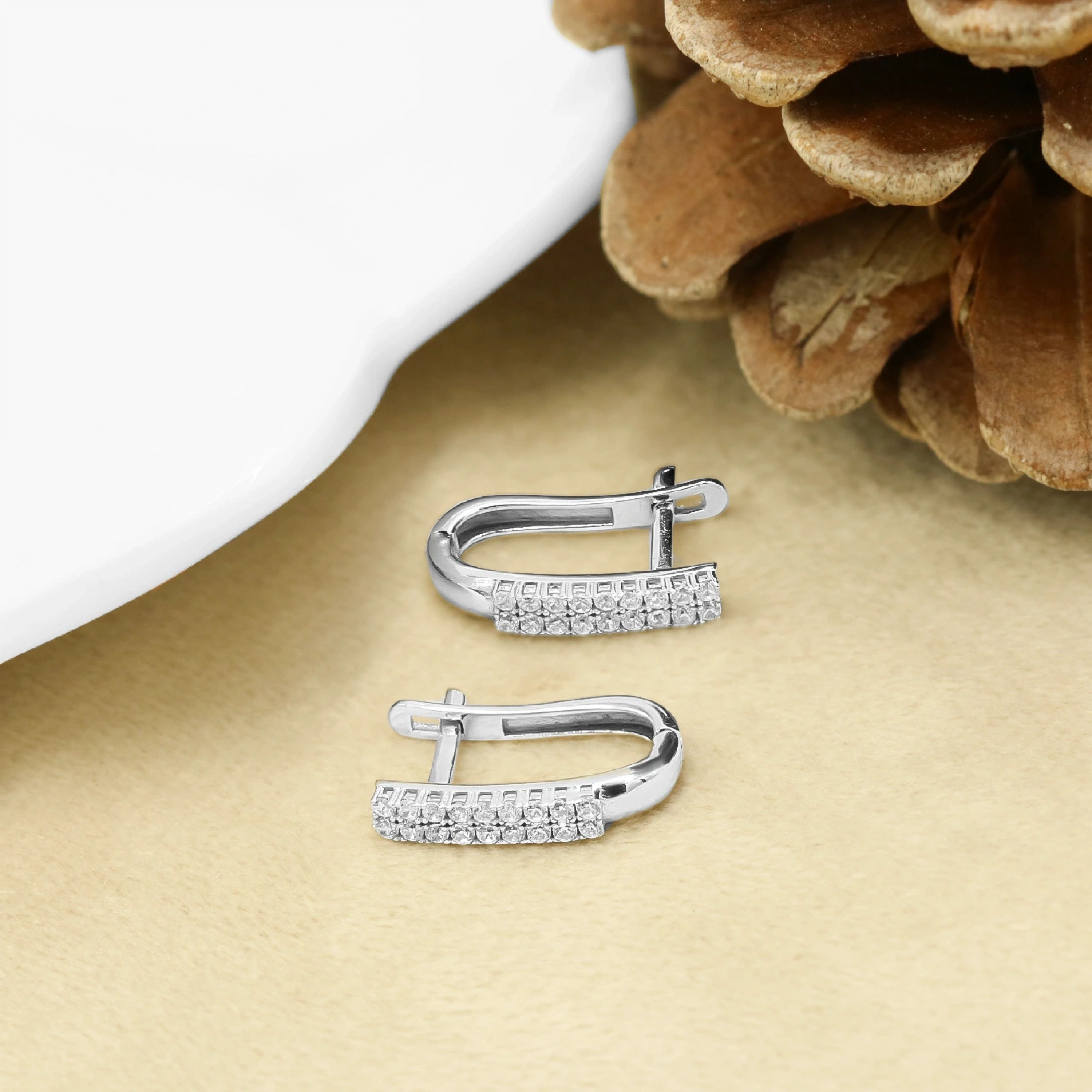 Çift Sıra Taşlı 14 Ayar Klipsli Altın Küpe