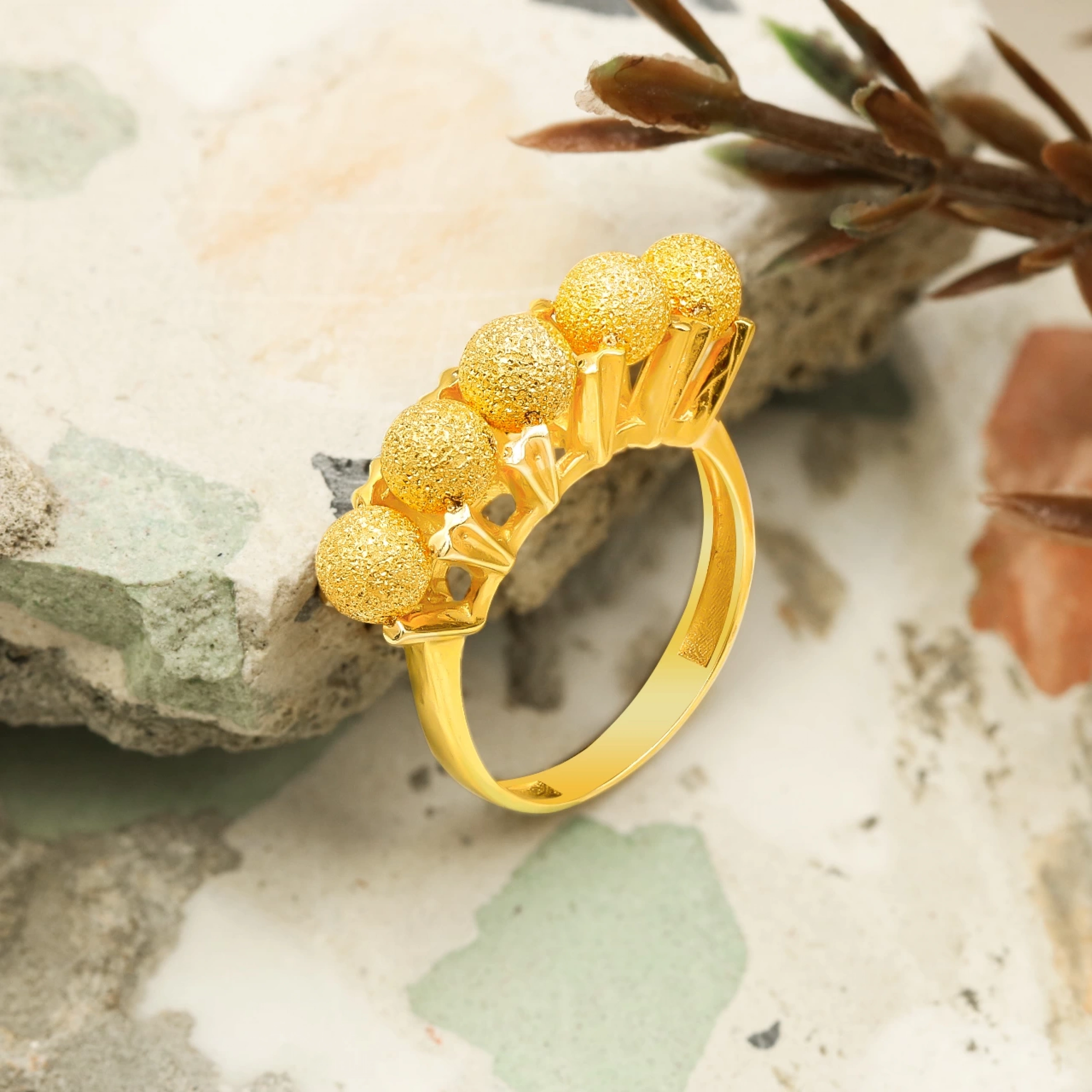 Beştaş Dorika 14 Ayar Altın Yüzük