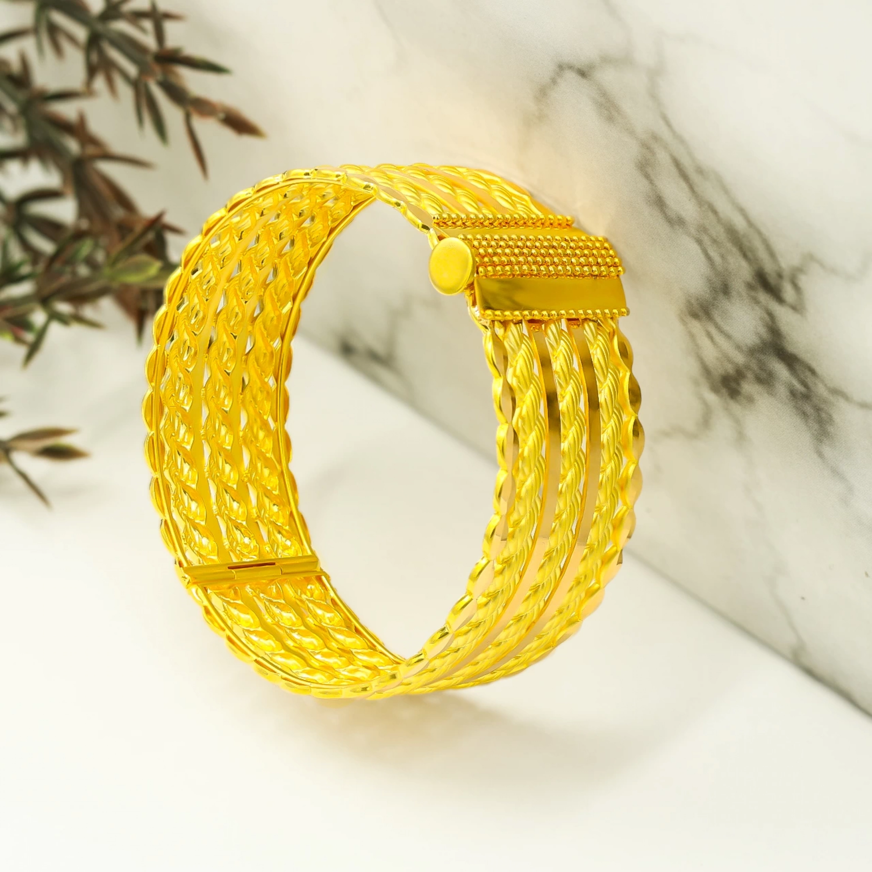 Burgu Model 22 Ayar Kelepçe Bilezik