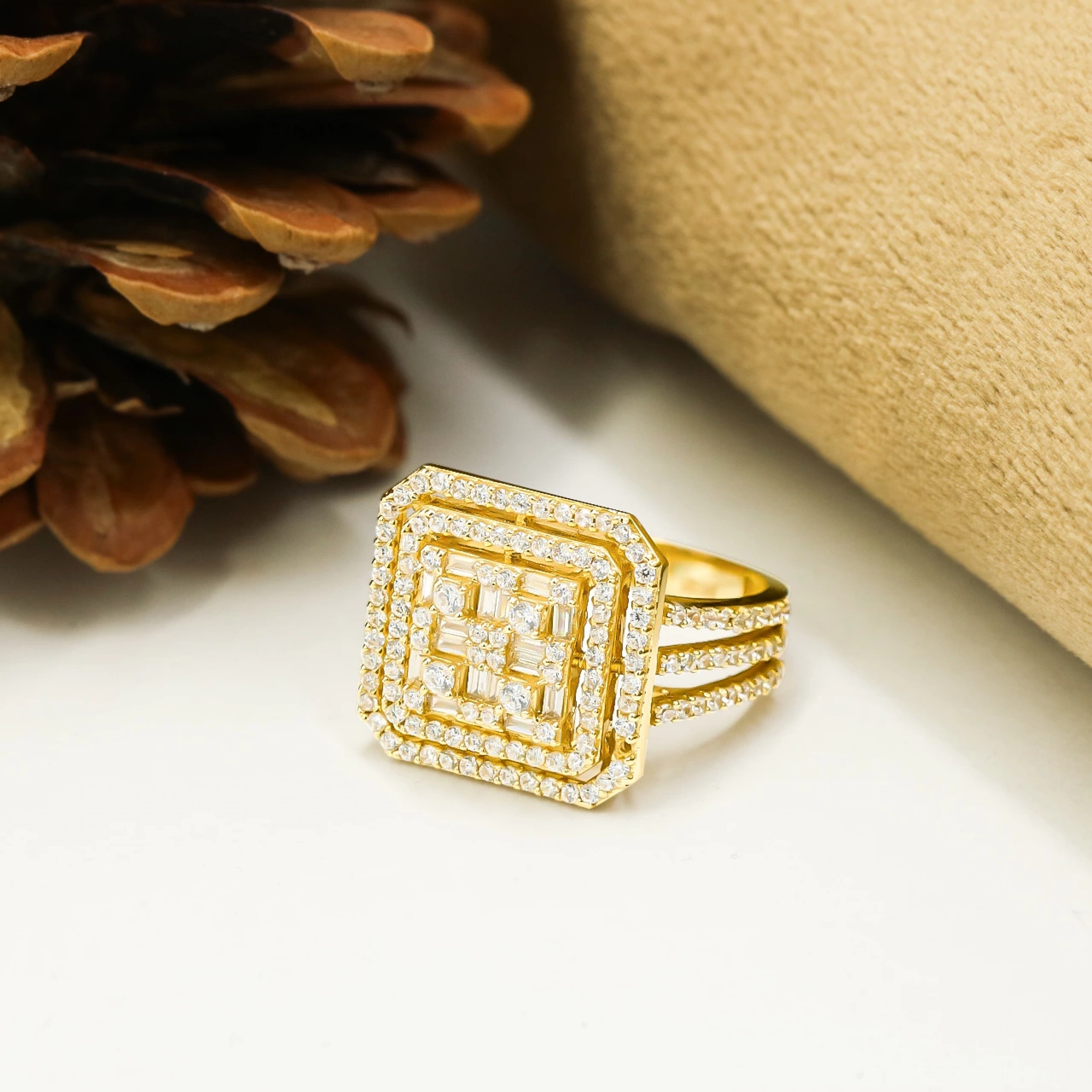 Baget Tasarımlı 14 Ayar Altın Yüzük