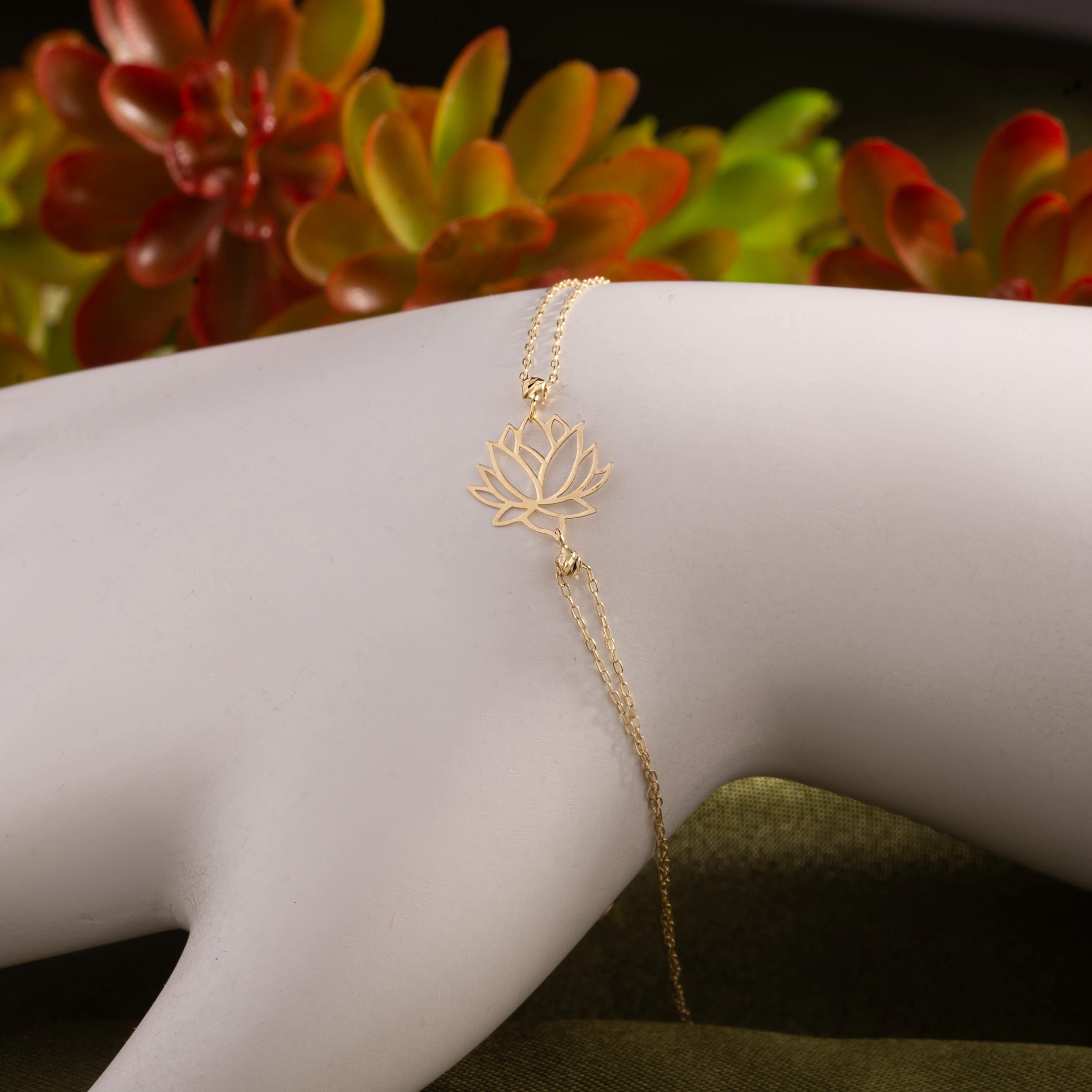 Çiçek Figürlü 14 Ayar Altın Bileklik