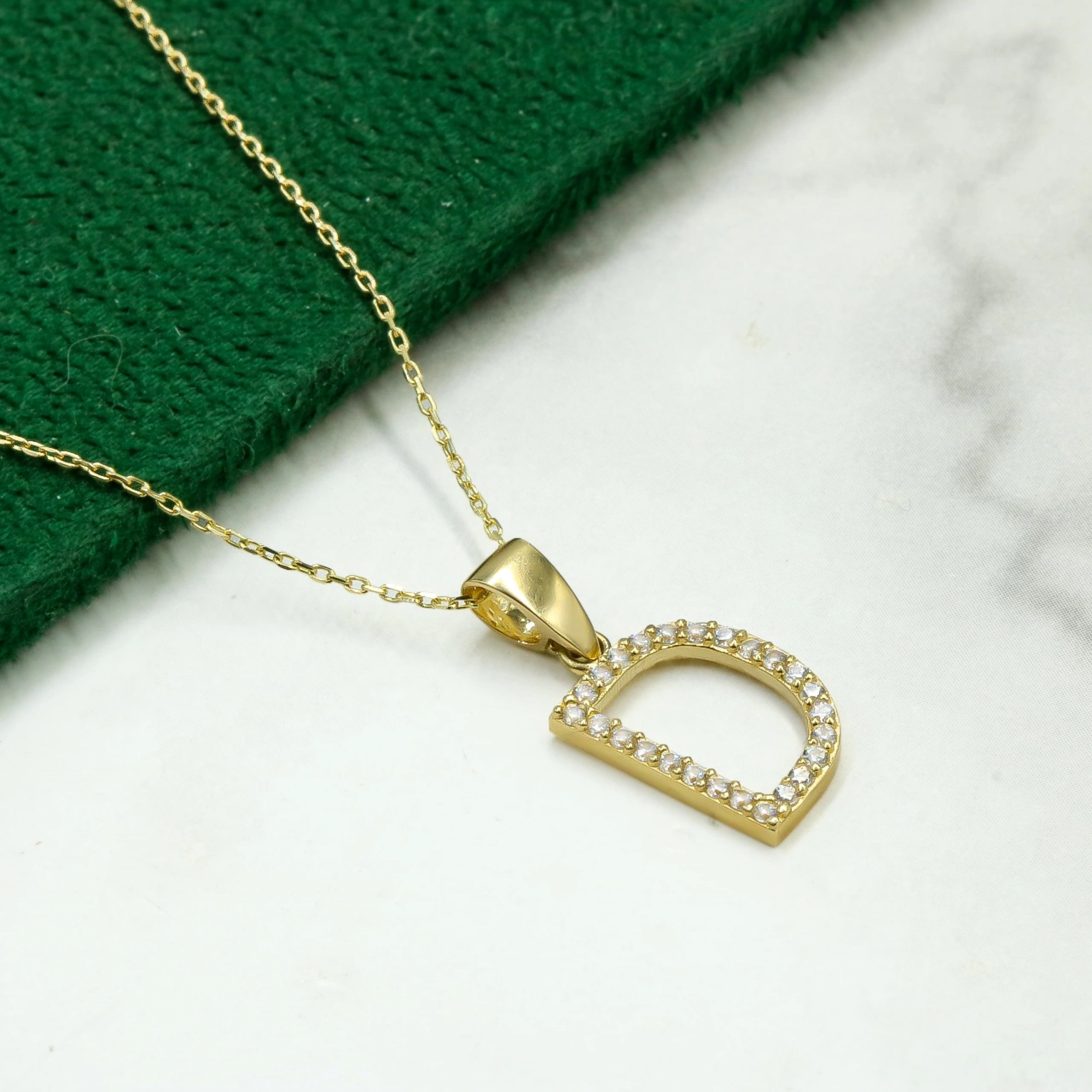 D Harfi 14 Ayar Altın Kolye Ucu