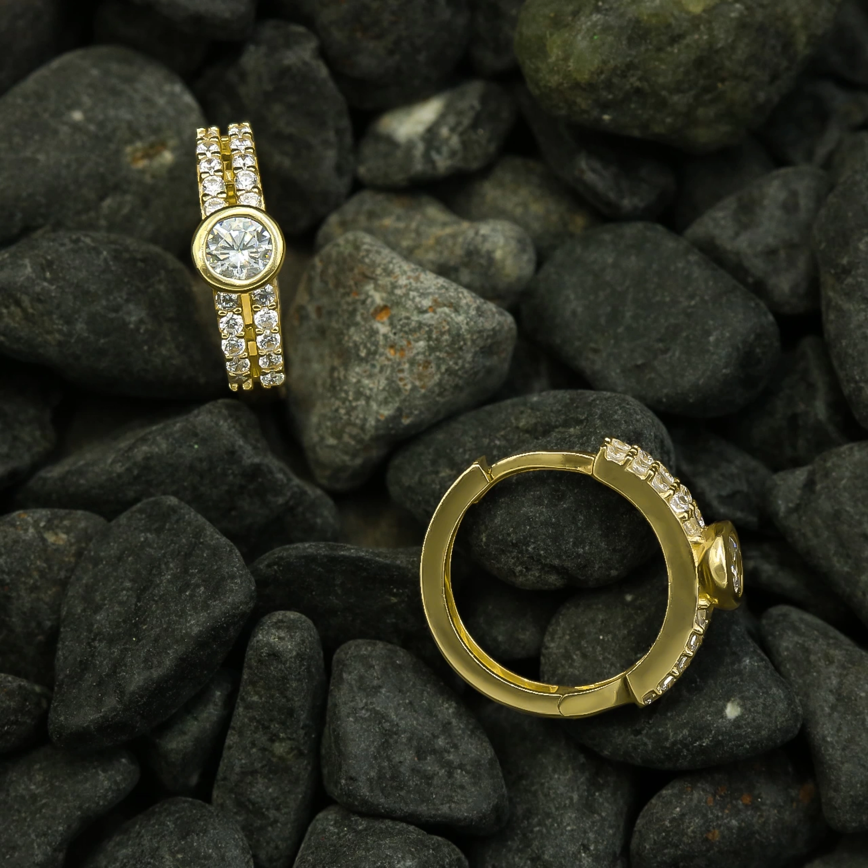 Taşlı Halka 14 Ayar Altın Küpe