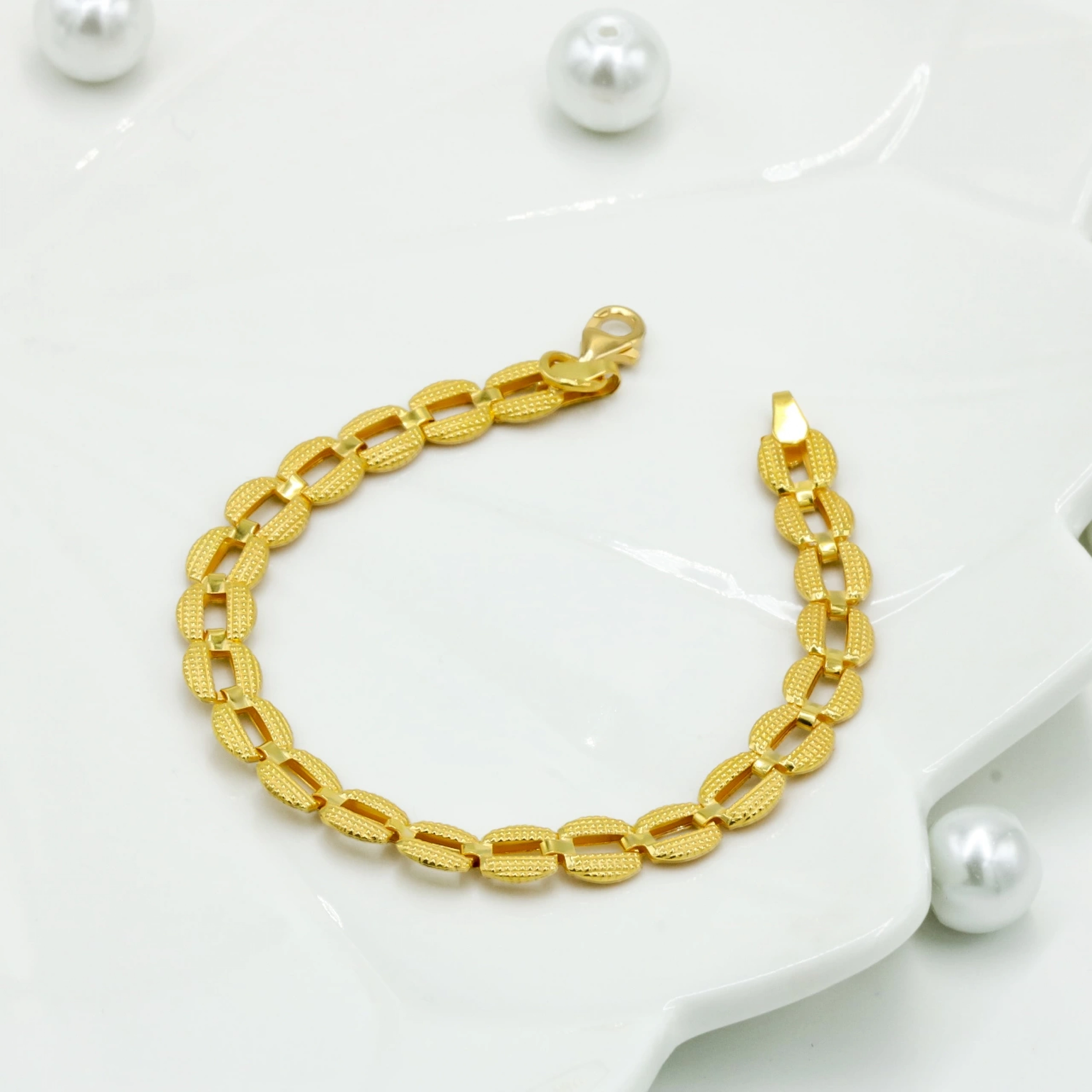 Dikdörtgen Aracı Zİncir 22 Ayar Altın Bileklik