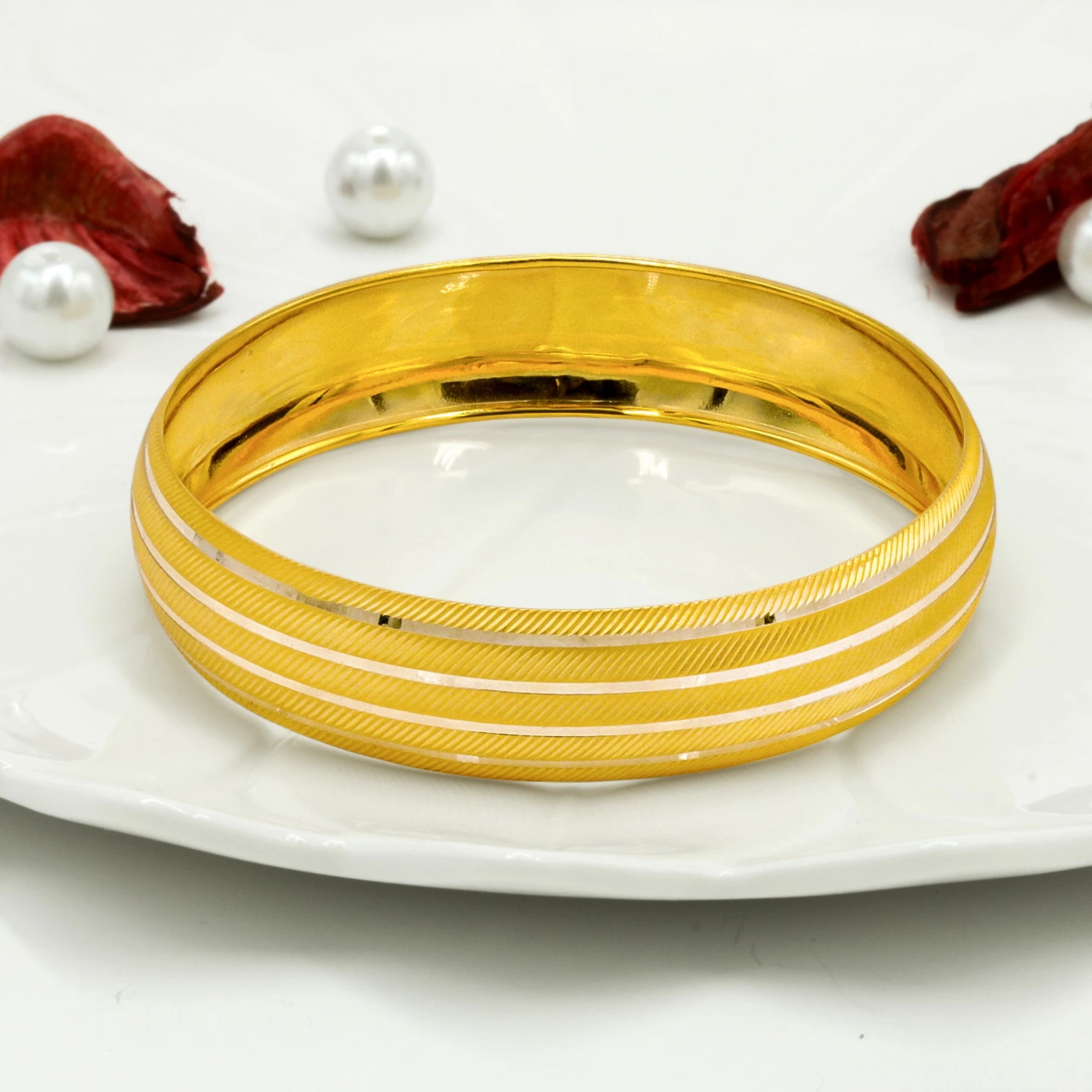 Dikey Çizgi Setina 8 Ayar Altın Bilezik (8.83 Gram)