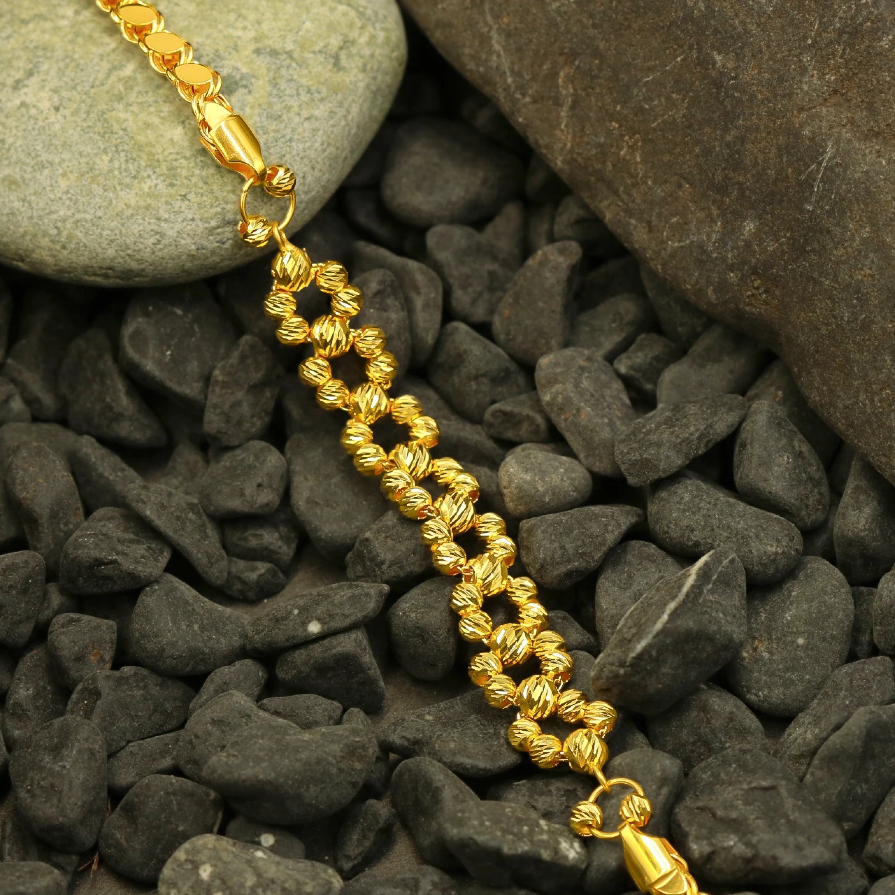 Dorika Pullu 14 Ayar Altın Bileklik