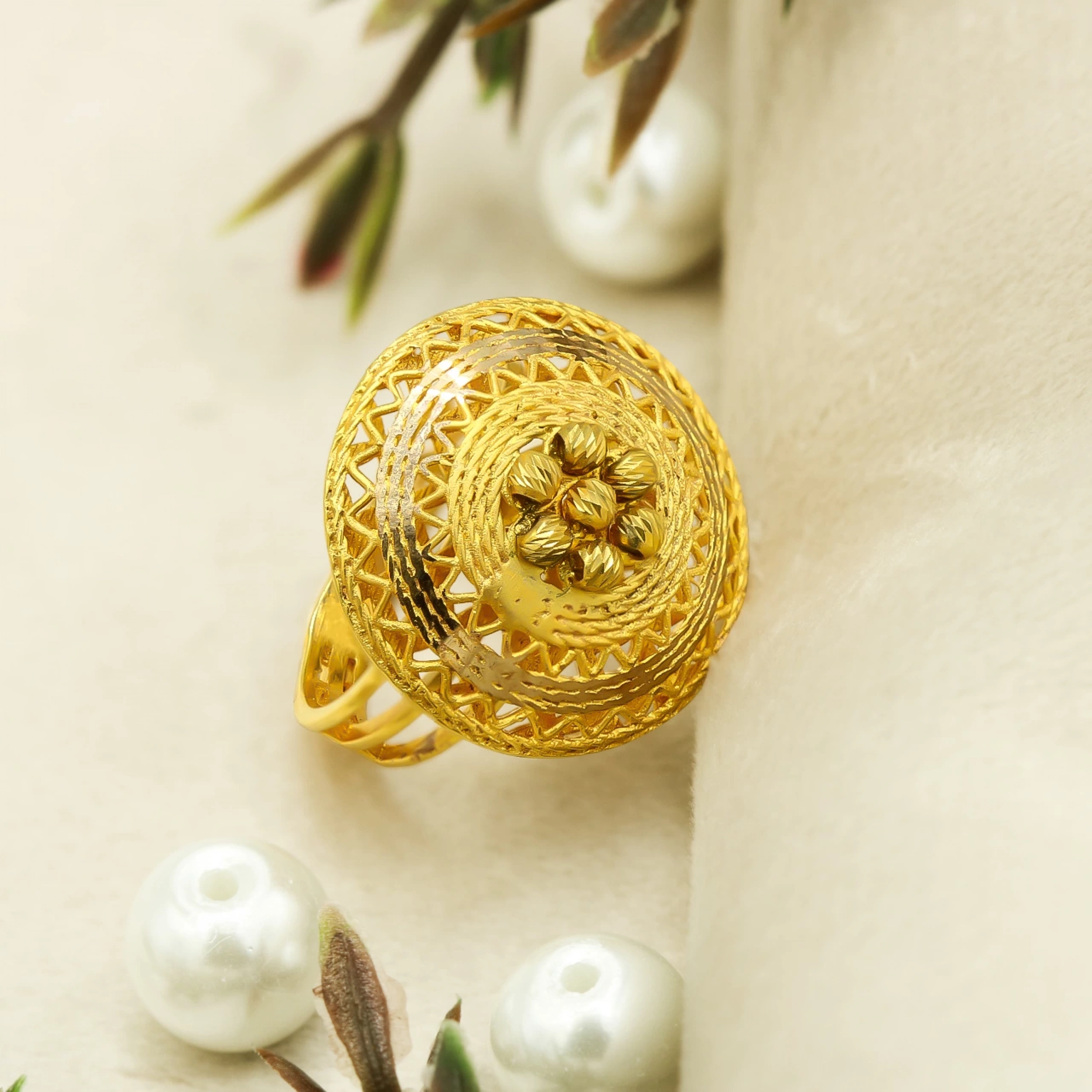 Dorika Kuleli 8 Ayar Altın Yüzük