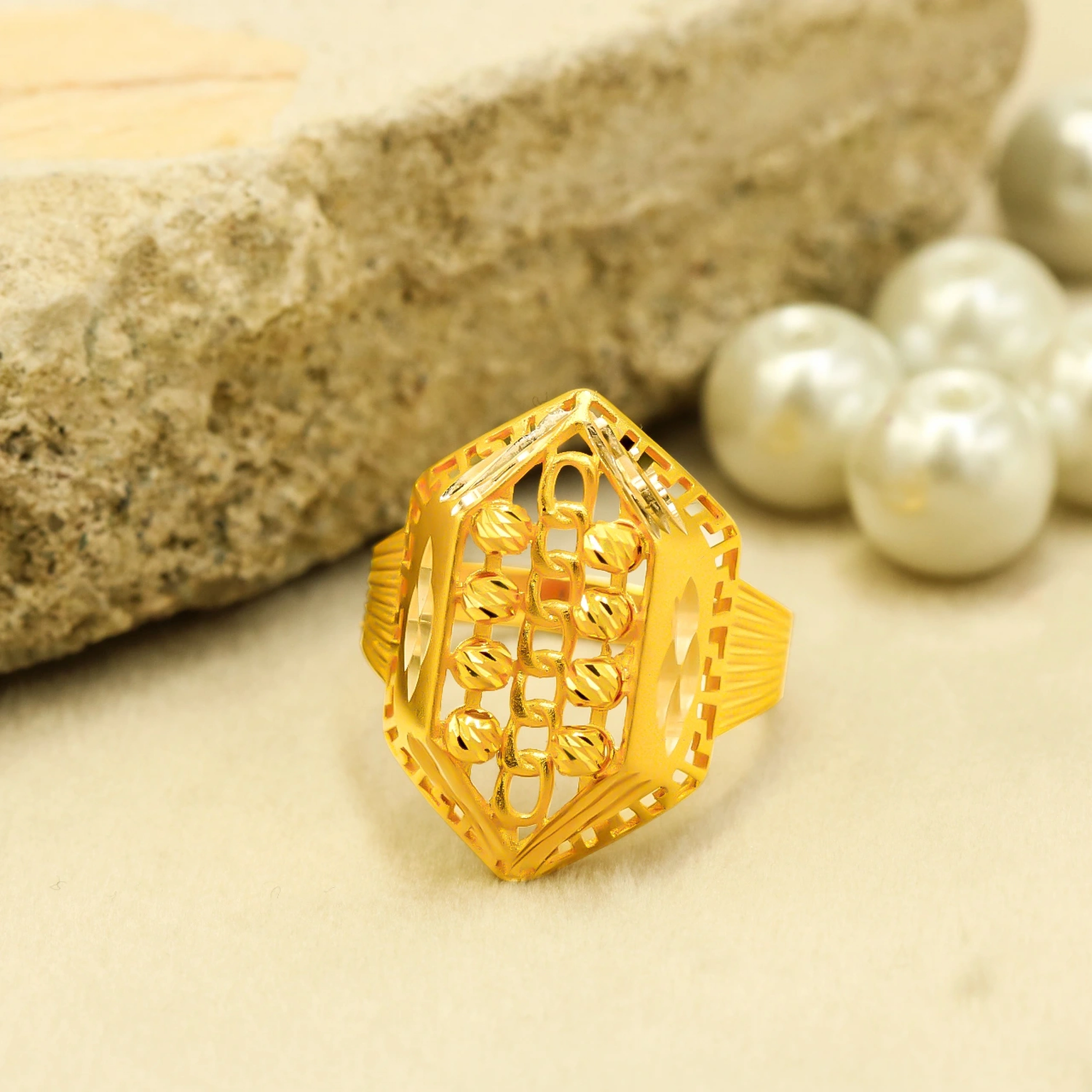 Dorika Toplu 14 Ayar Altın Yüzük