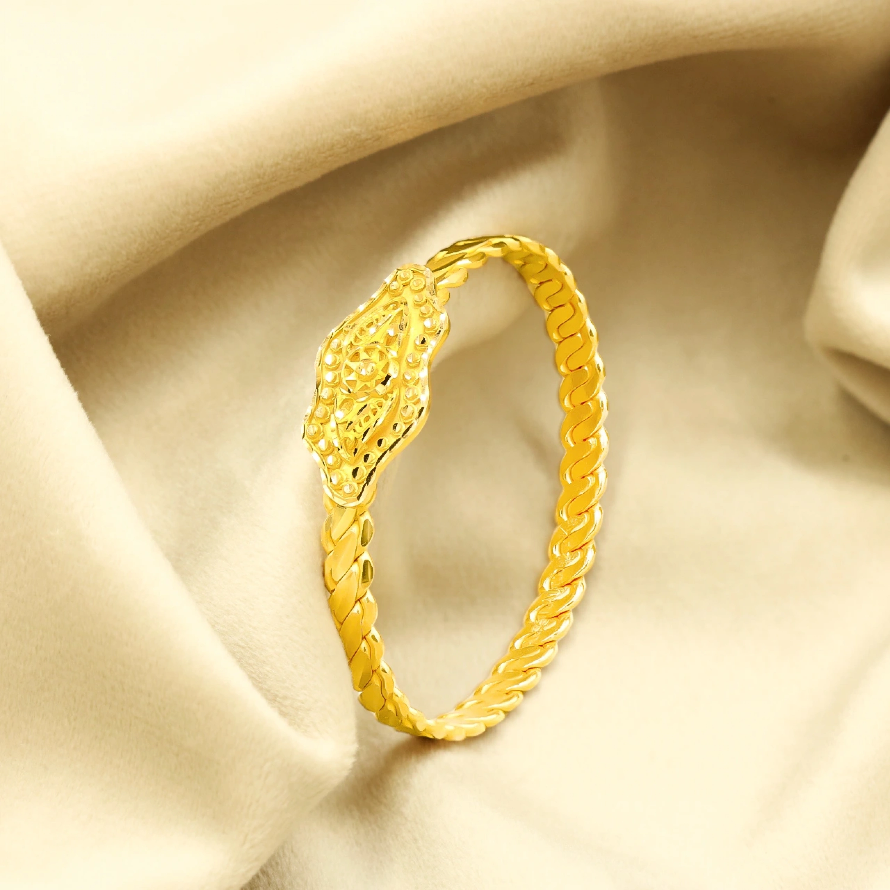 Erzurum Burma 22 Ayar Altın Kelepçe Bilezik