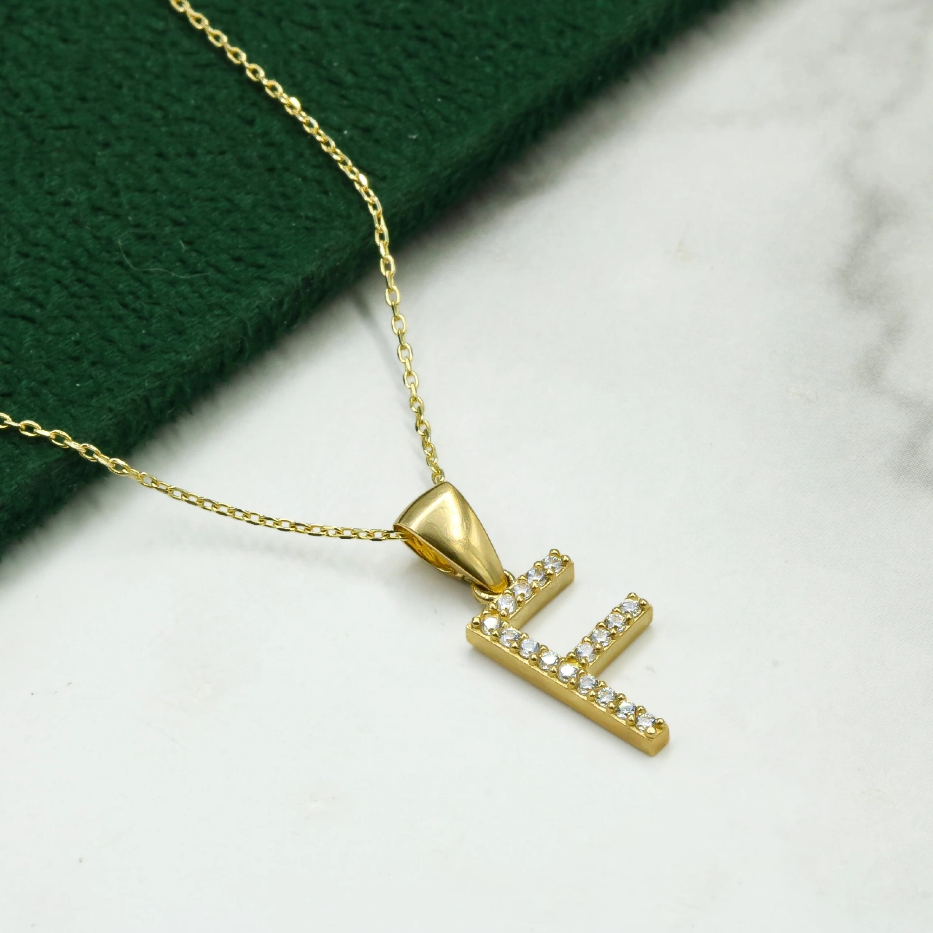 F Harfi 14 Ayar Altın Kolye Ucu