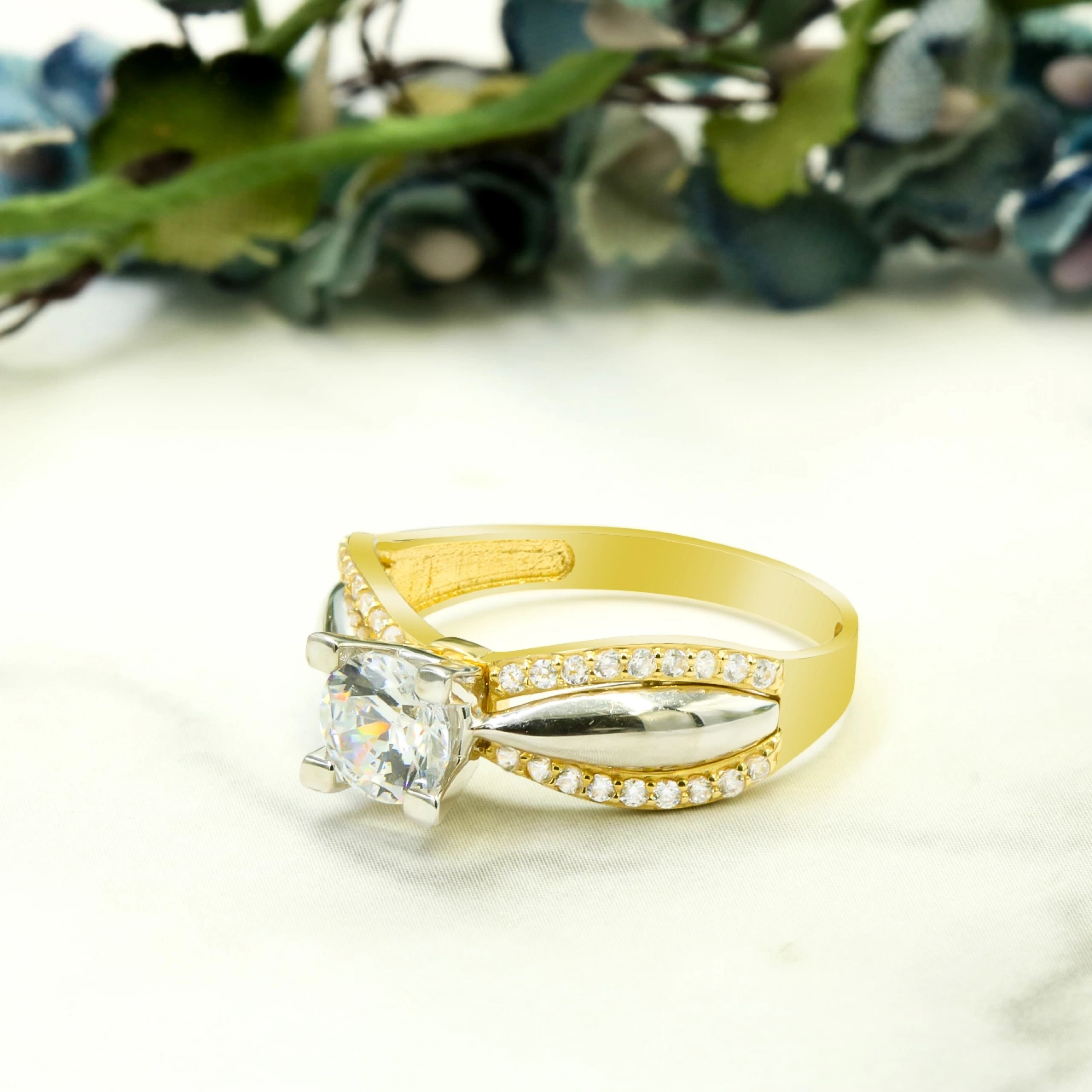 Fantezi Tektaş 14 Ayar Altın Yüzük