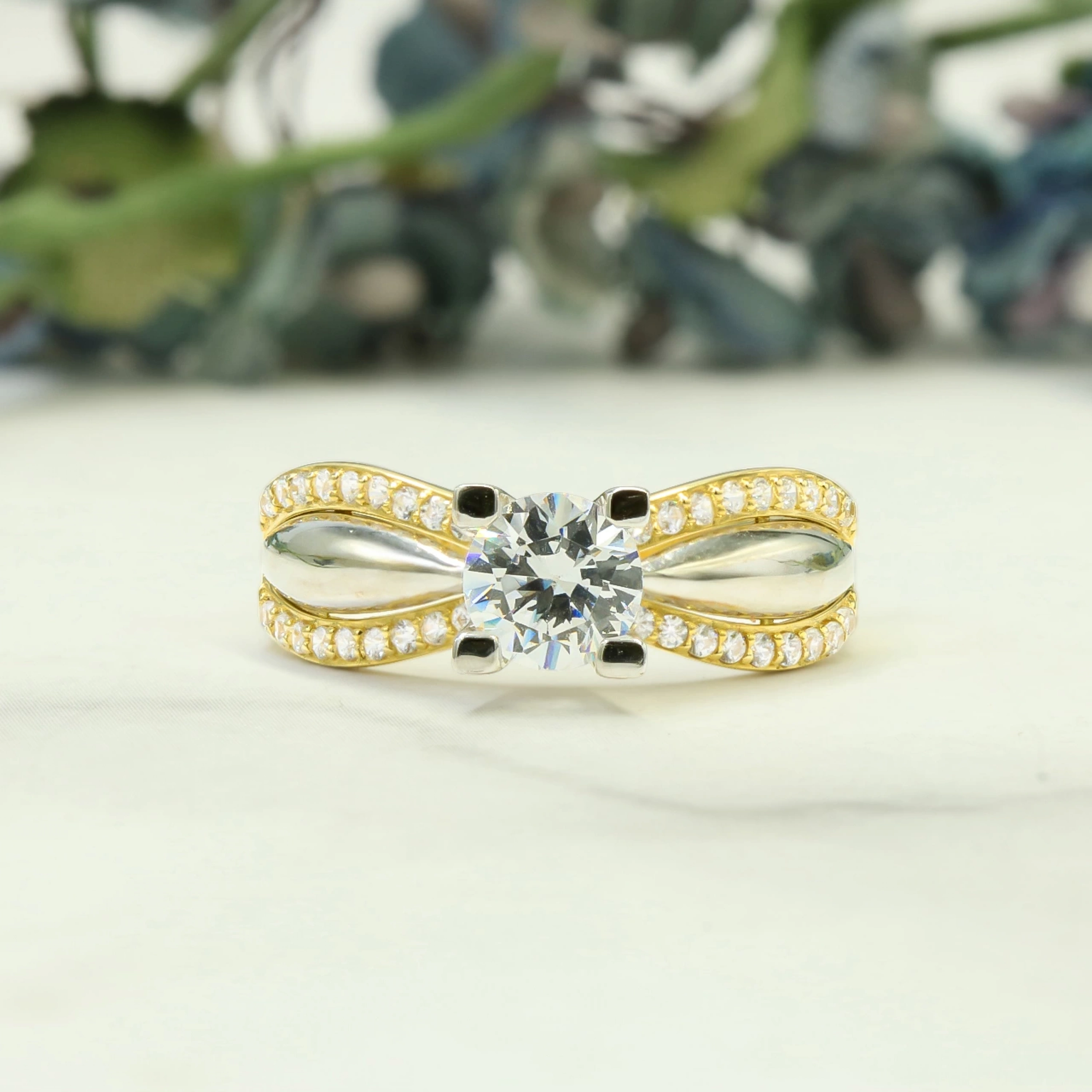 Fantezi Tektaş 14 Ayar Altın Yüzük