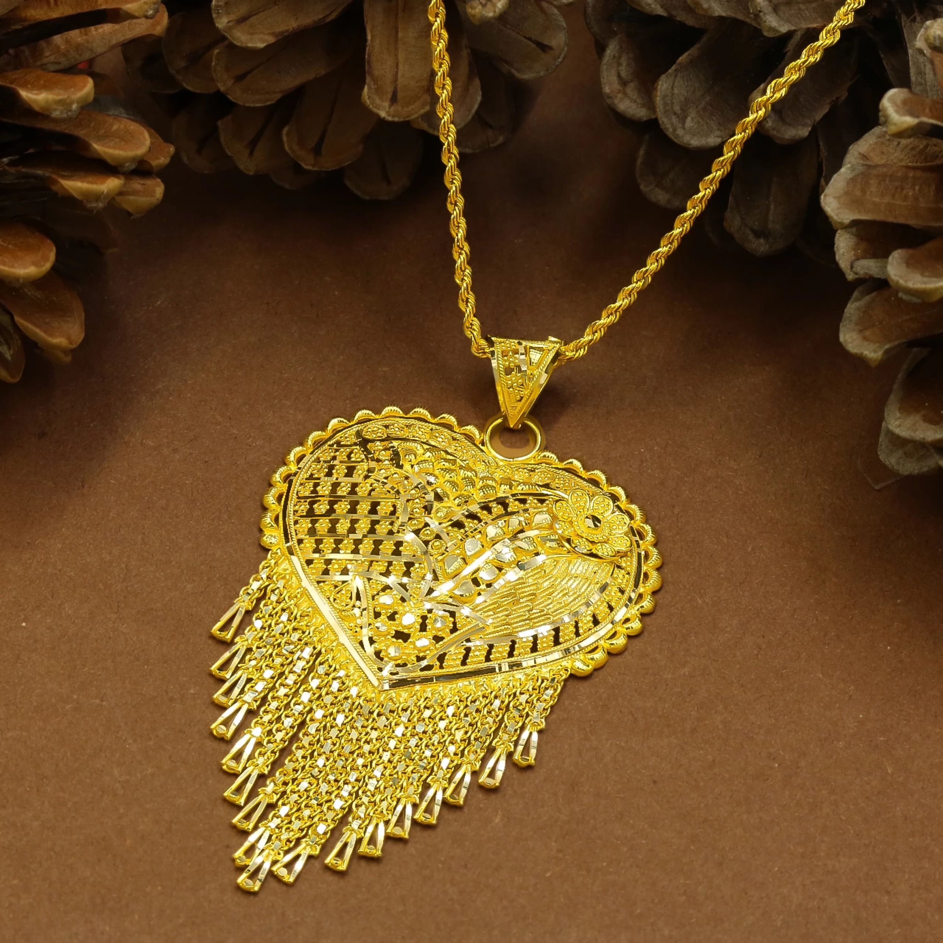 Hint İşi 14 Ayar Kolye Ucu