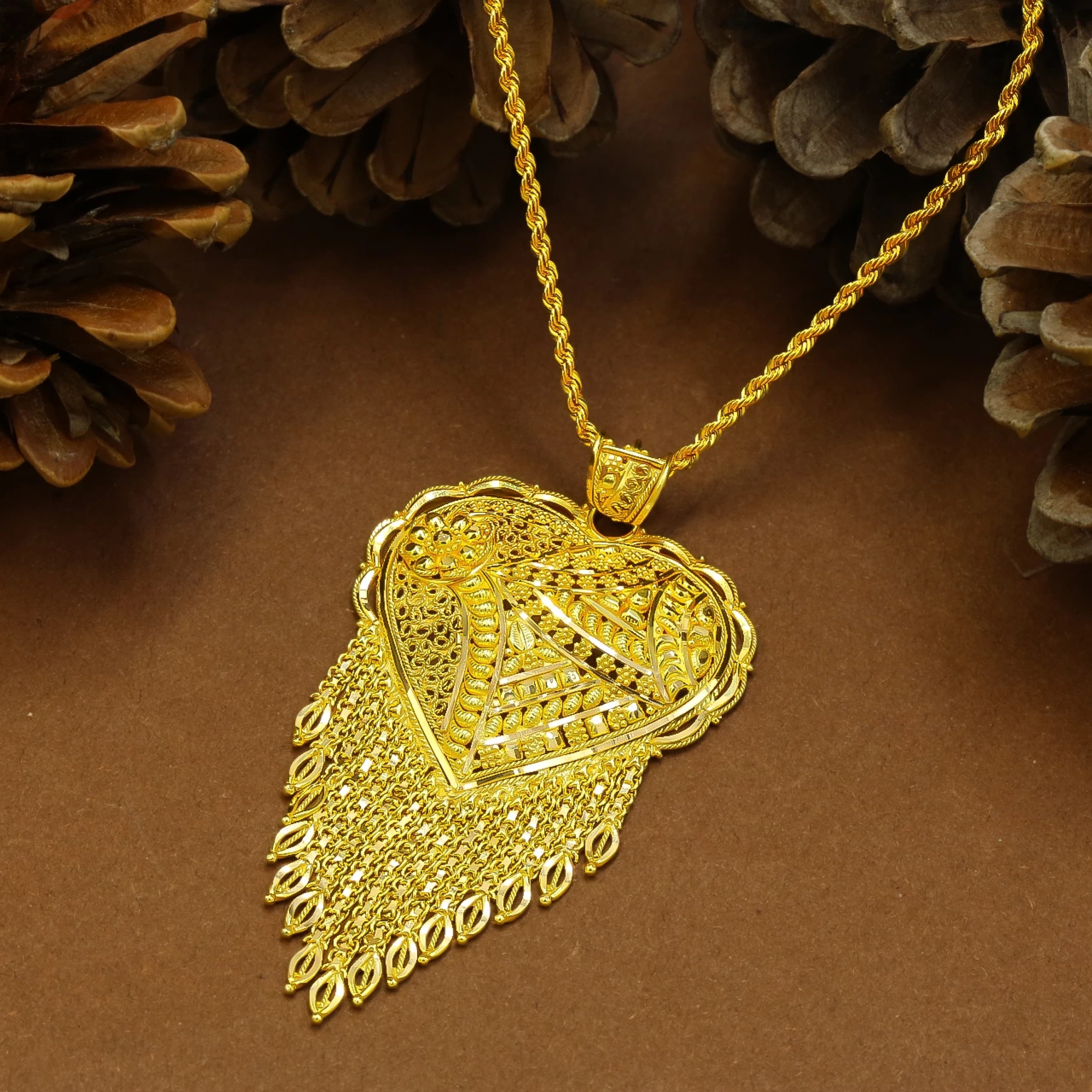 Hint İşi 14 Ayar Kolye Ucu