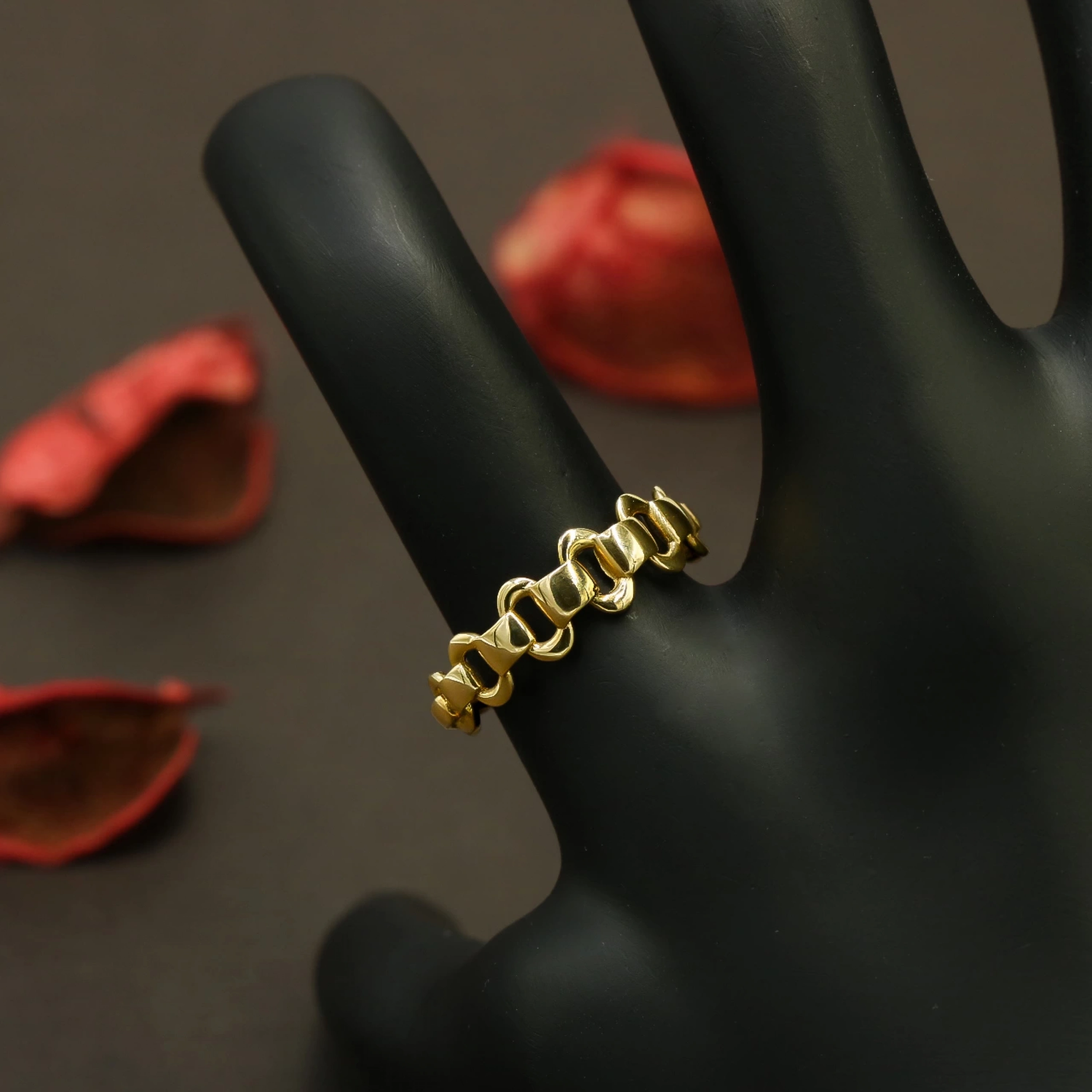 İç İçe Geçme 8 Ayar Altın Yüzük