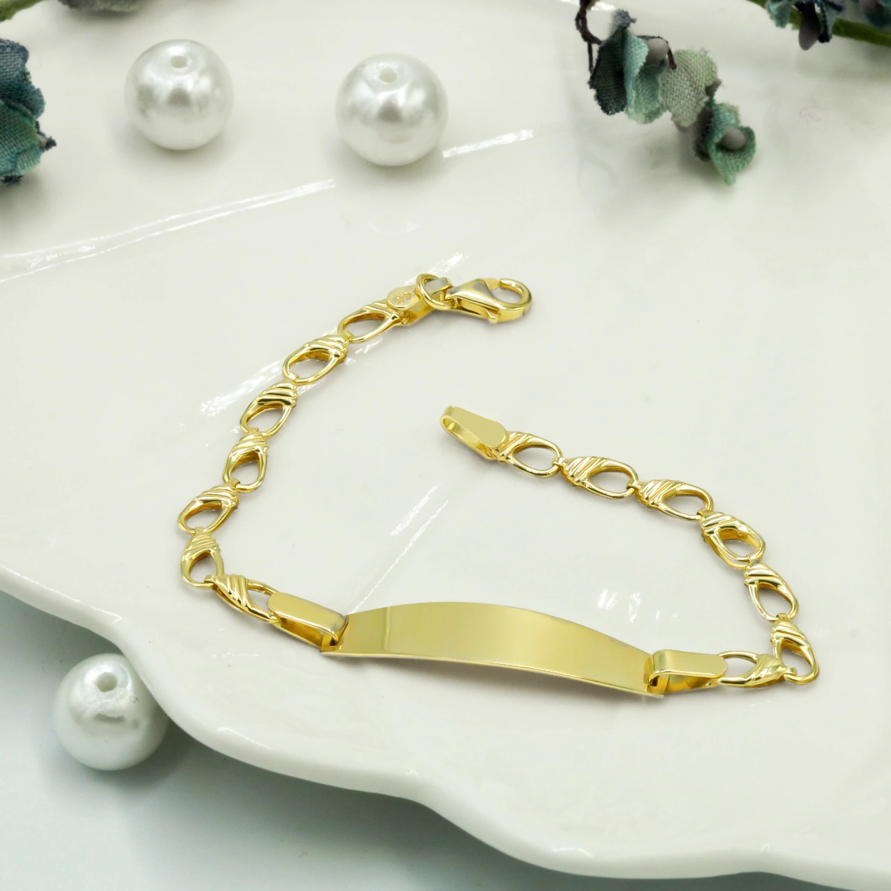 İsimli Plaka 14 Ayar Altın Çocuk Künyesi