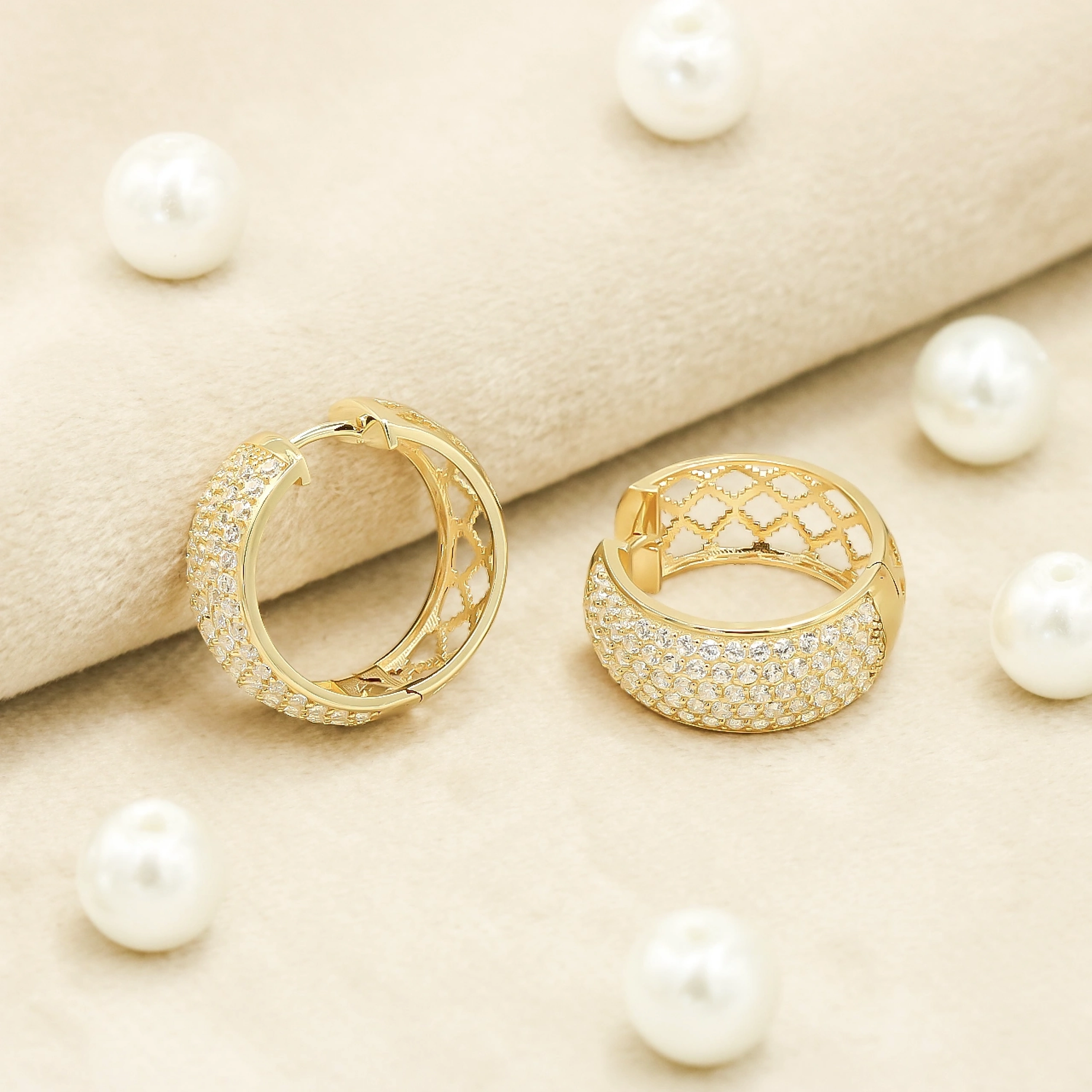 Taşlı Model 14 Ayar Halka Altın Küpe