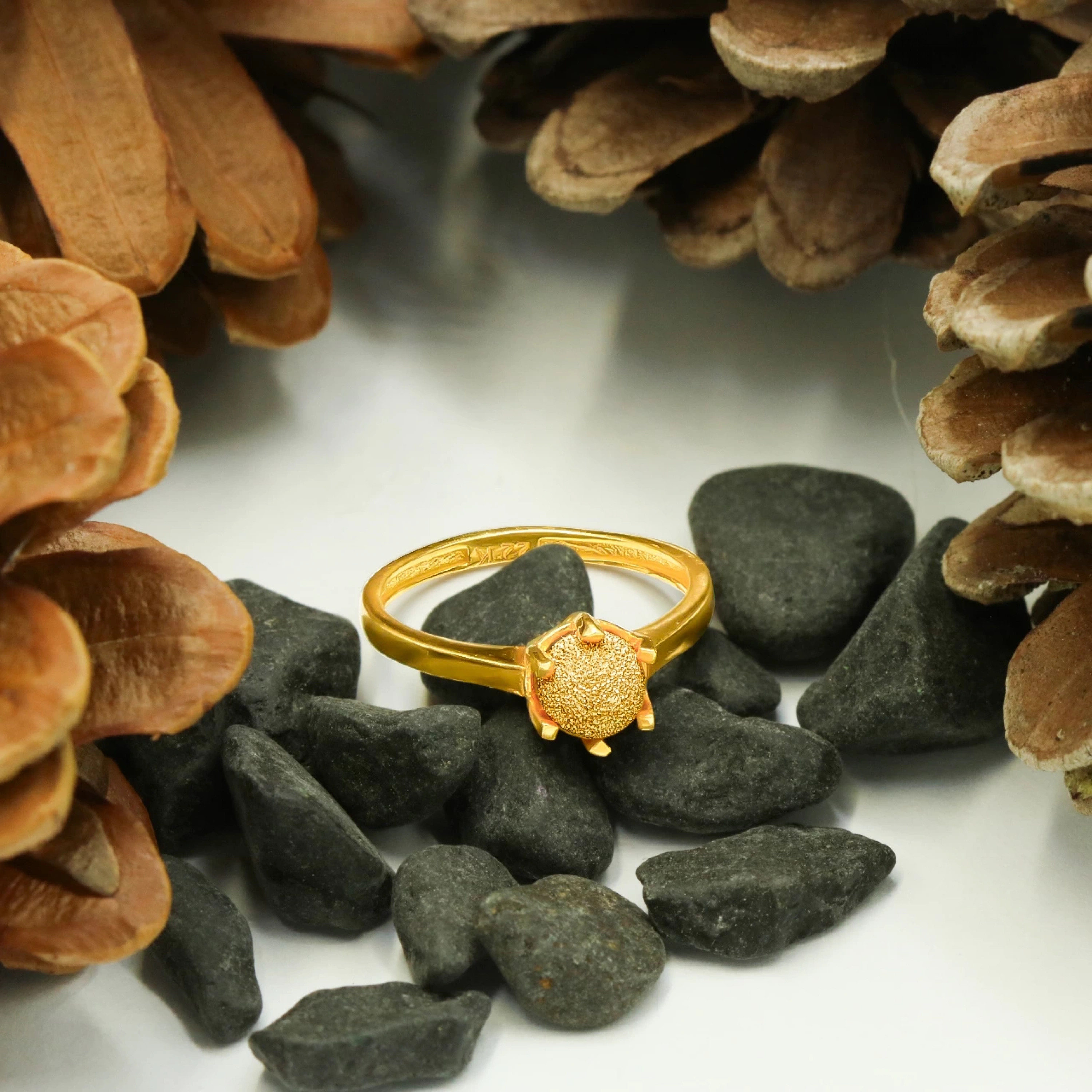 Dorika Tektaş 22 Ayar Altın Yüzük